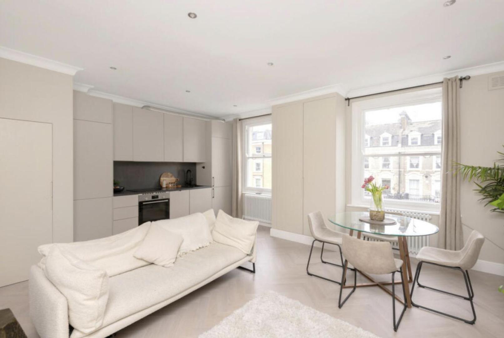 Luxurious Modern Flat In Charming Little Venice Apartment London