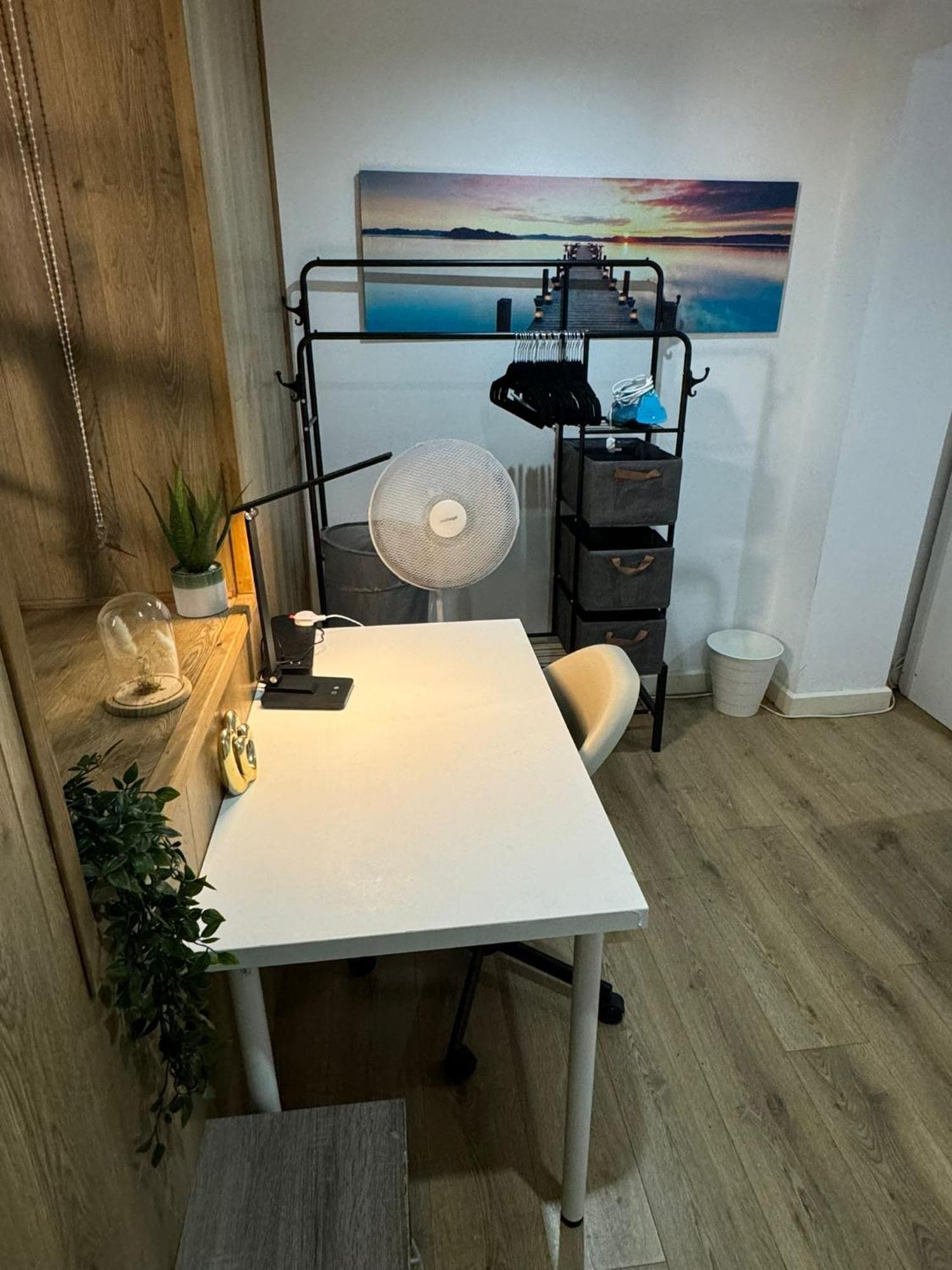 Cozy Two Bedroom Sleeps 6 Near Camden Market Hw10 Appartement Londen
