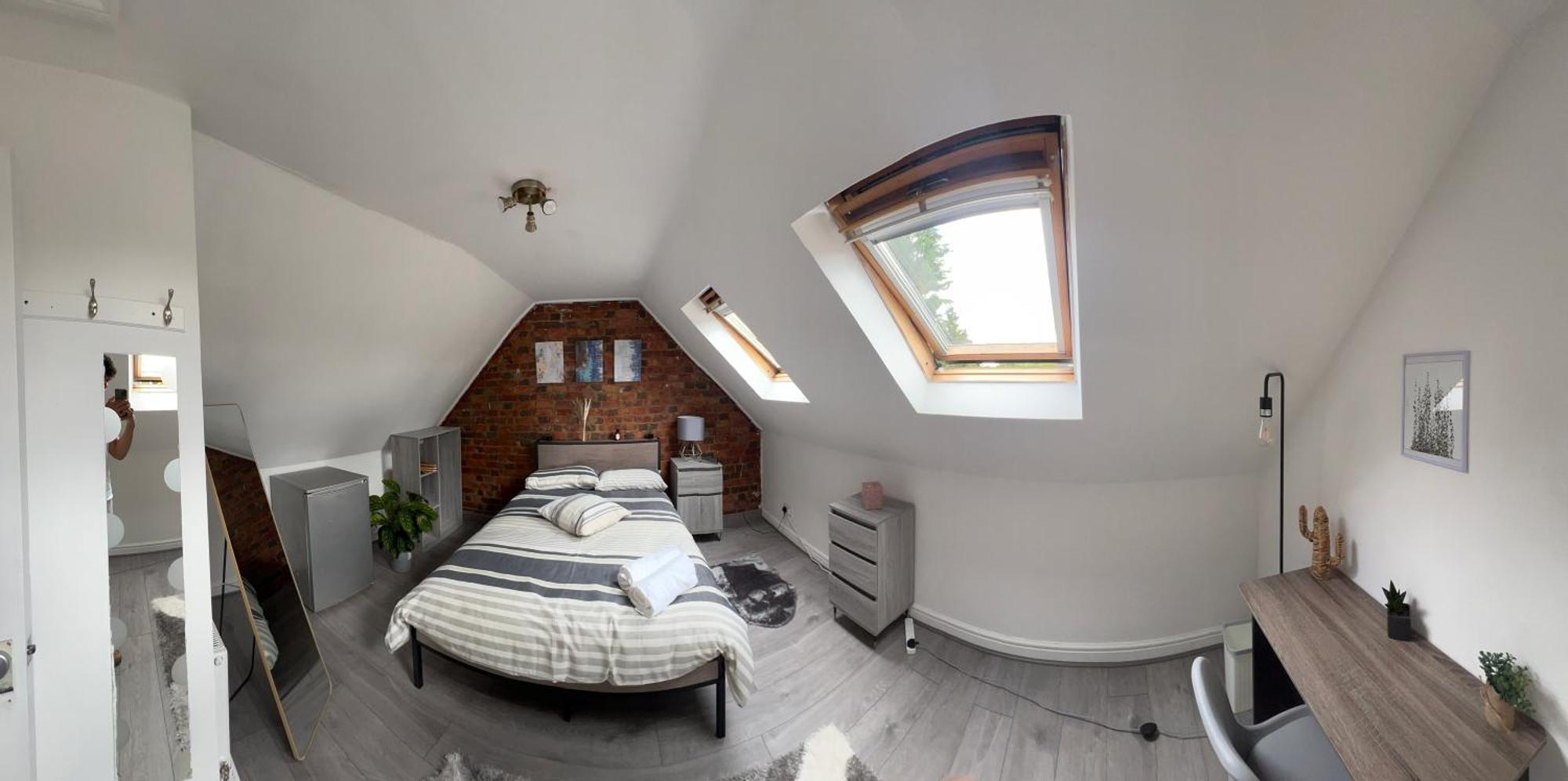 The By U&a Gjestgiverier London