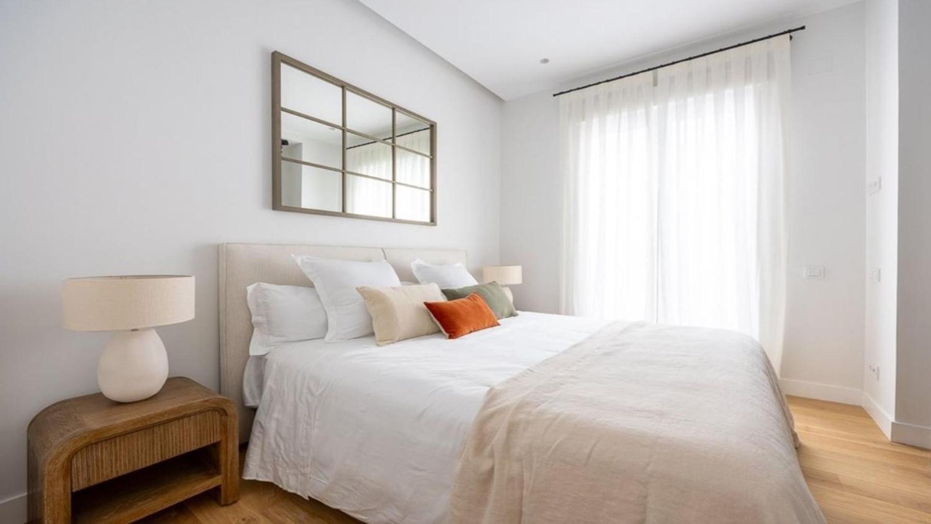 Apartment Bright 4 Bed Flat London