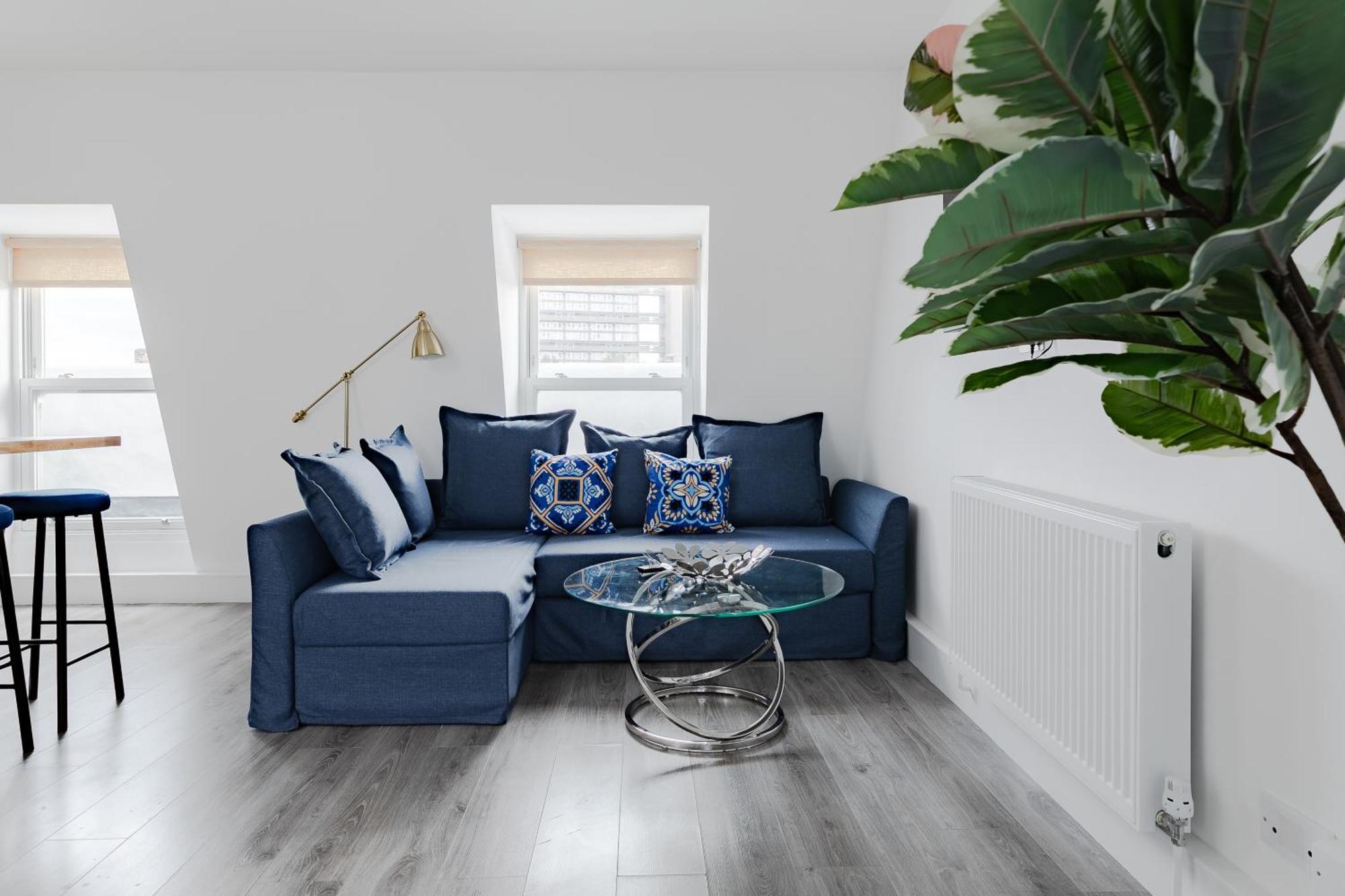 Wonderful Near Portobello Road Apartment