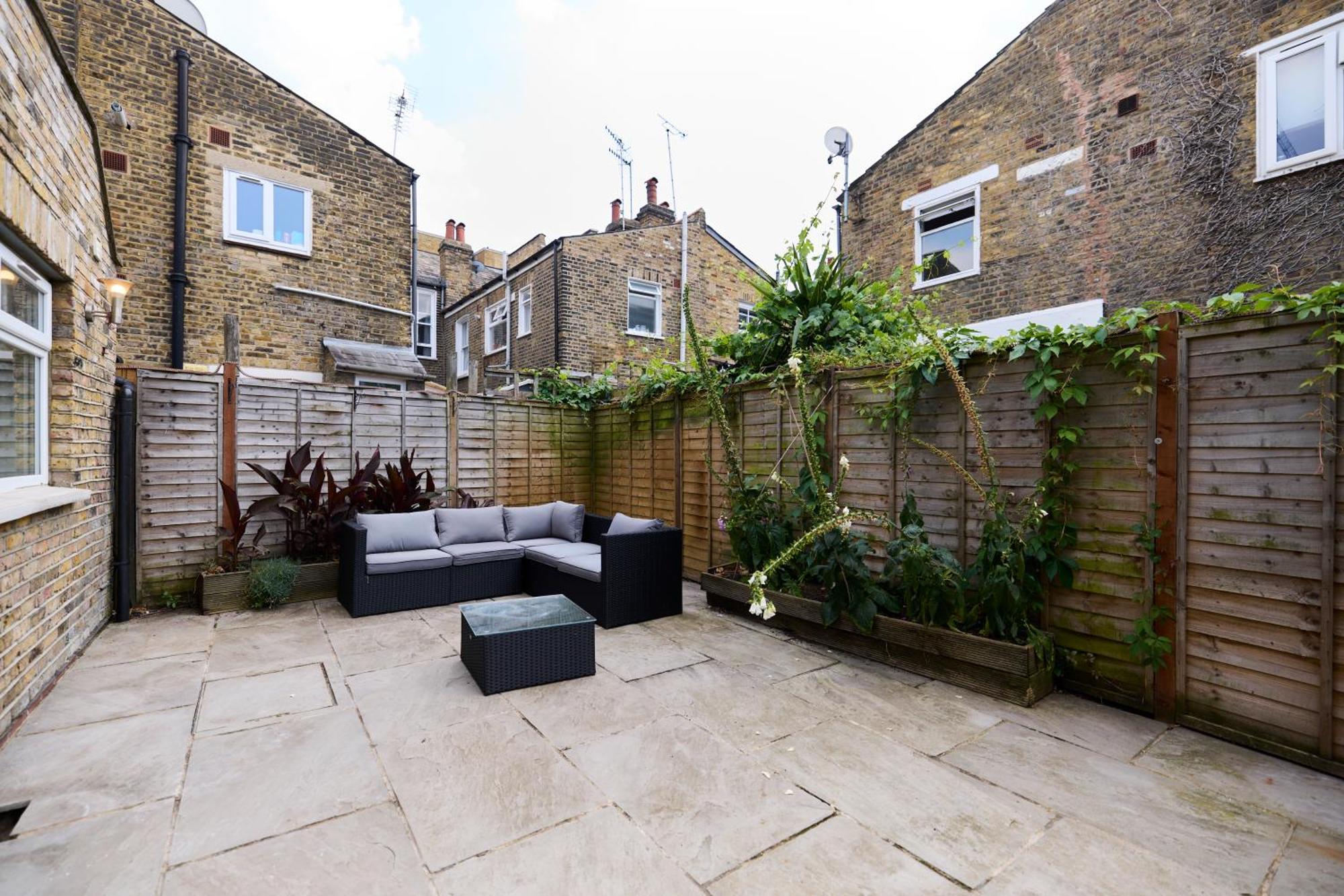 Appartement The Fulham Wharf - Glamorous 2bdr Flat With Garden Londen
