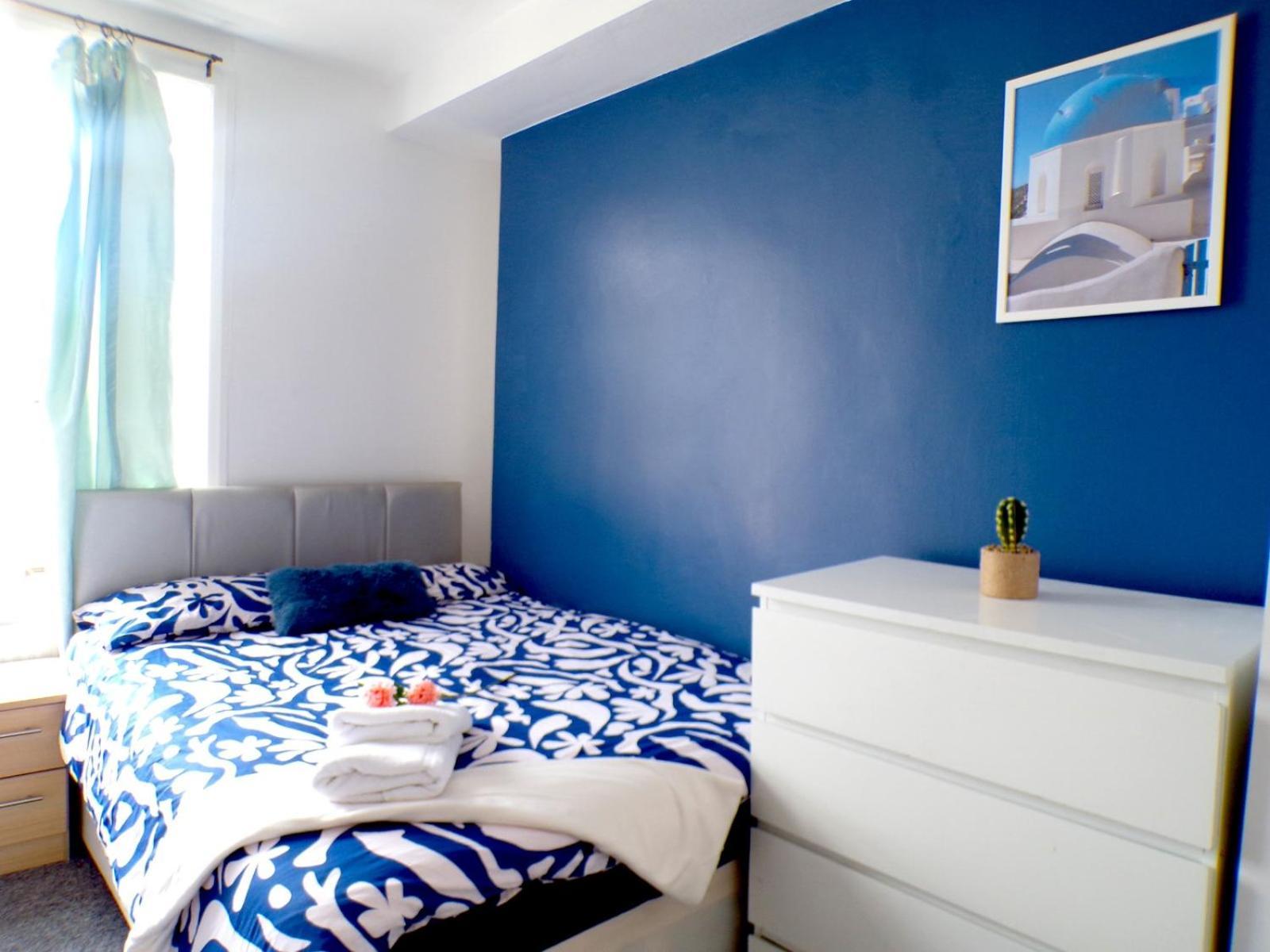 West Kensington - Blue * Londen