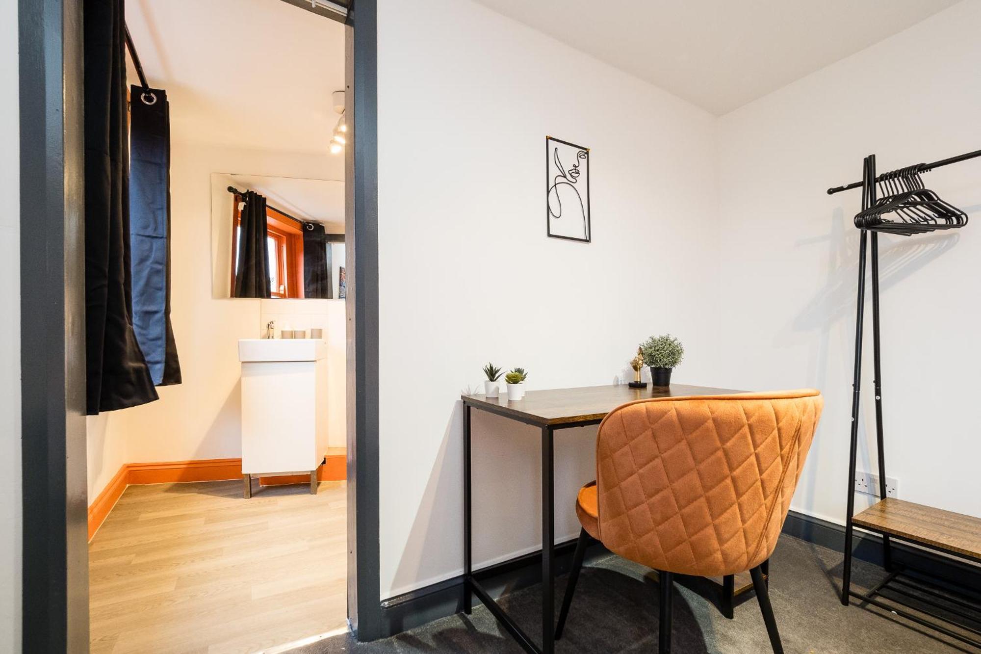 Spacious 6 Ensuite Bedroom House In * Londen