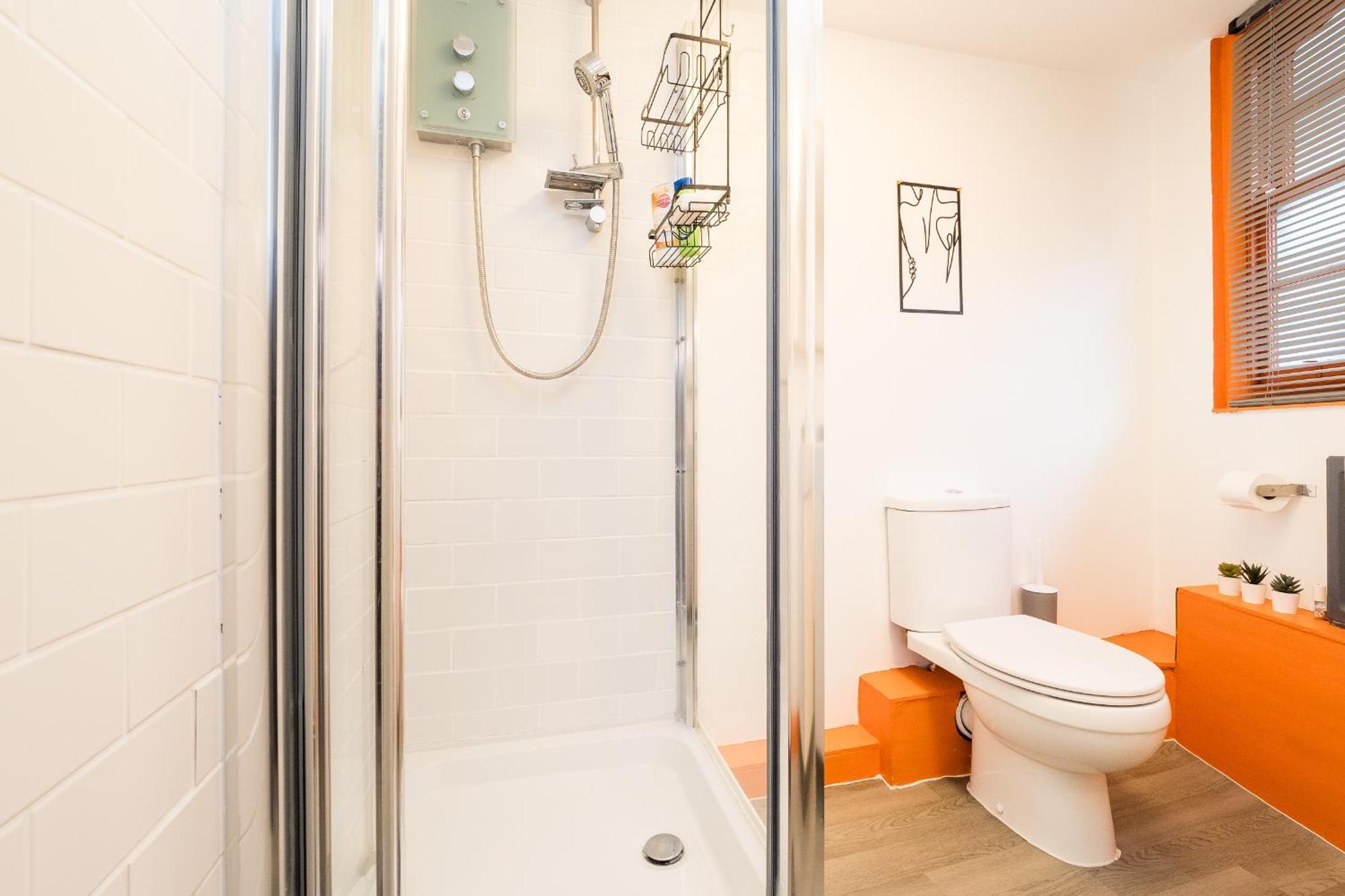 Vakantiehuis Spacious 6 Ensuite Bedroom House In
