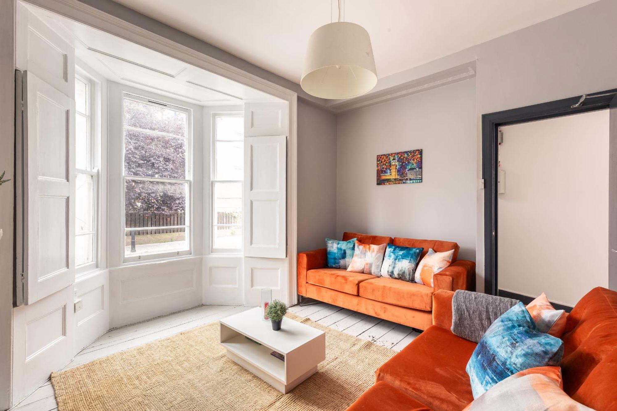 Vakantiehuis Spacious 6 Ensuite Bedroom House In
