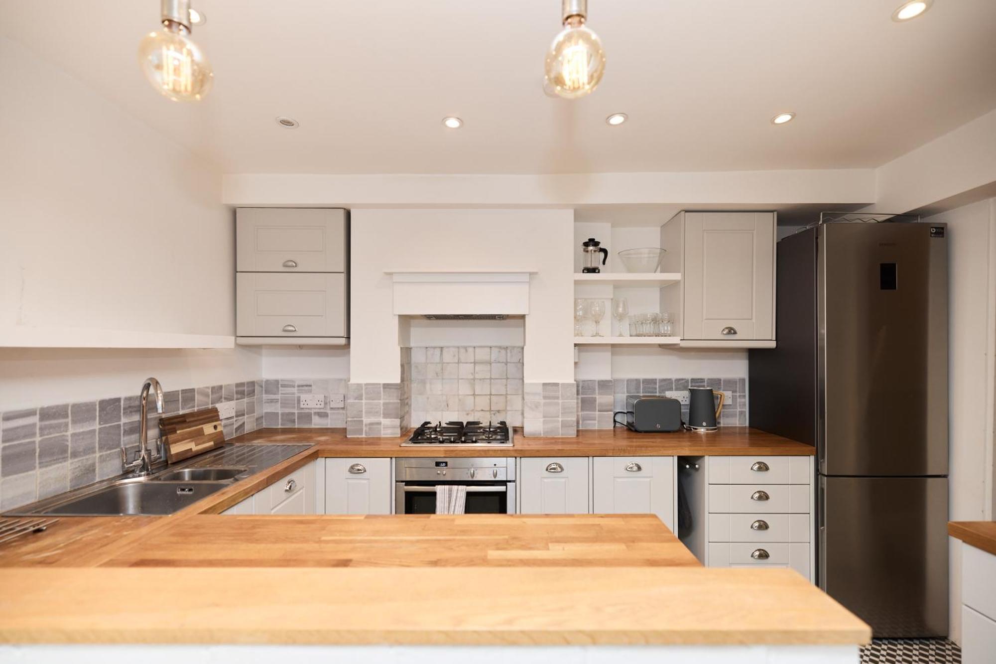 The Fulham Hideout - Modish 2bdr Flat With Patio Apartamento Londres