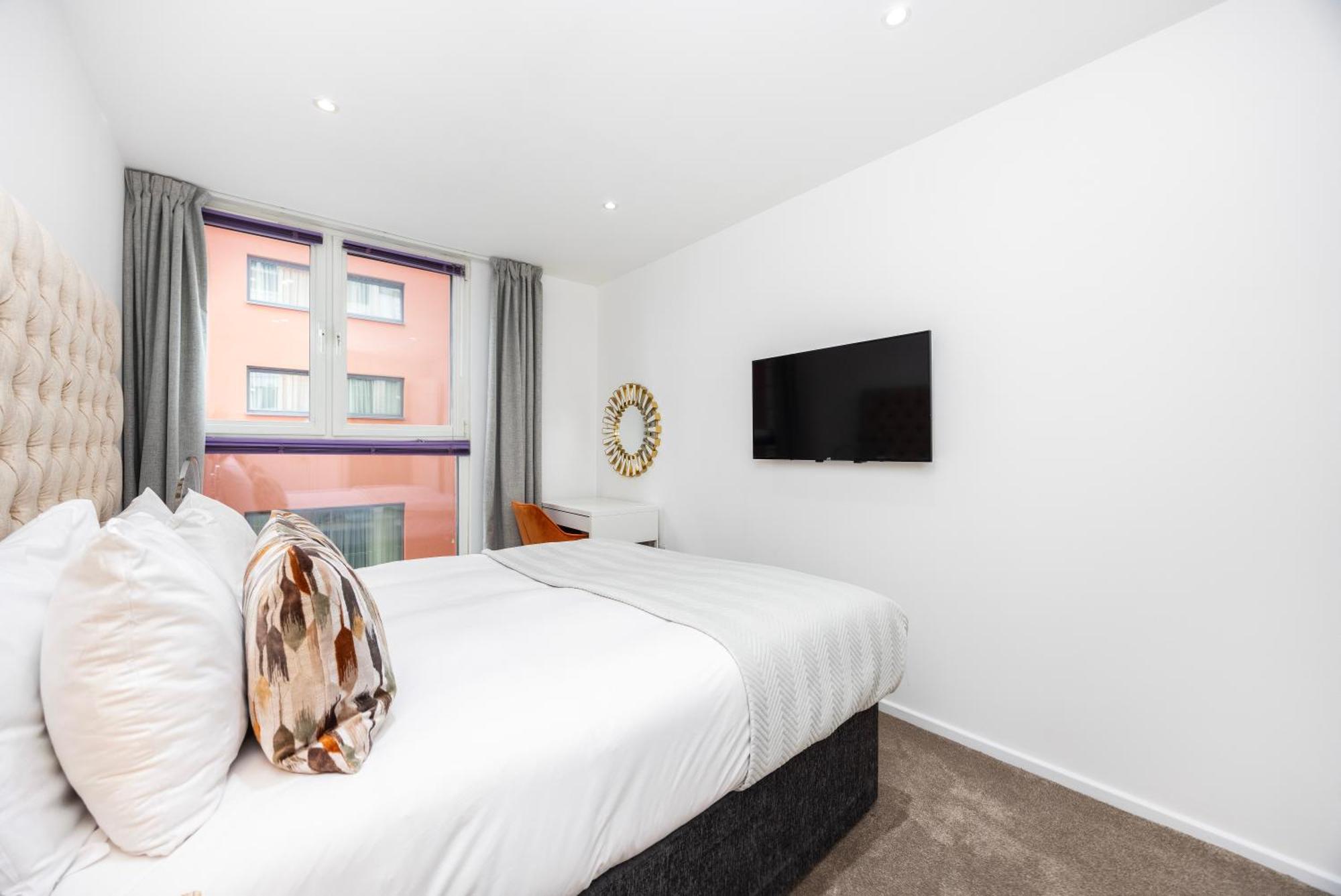 Austin David Apartments Excel * London
