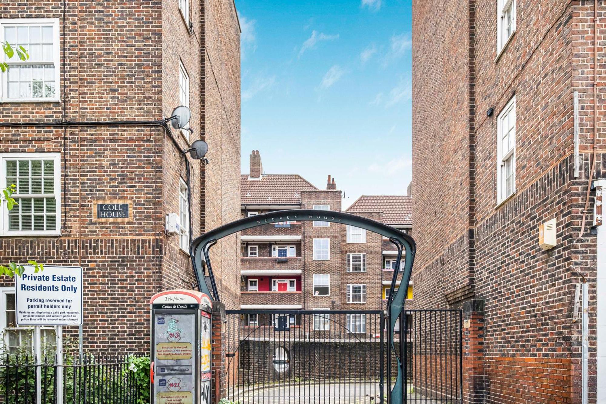 Pass The Keys In Sunny Waterloo Leilighet London