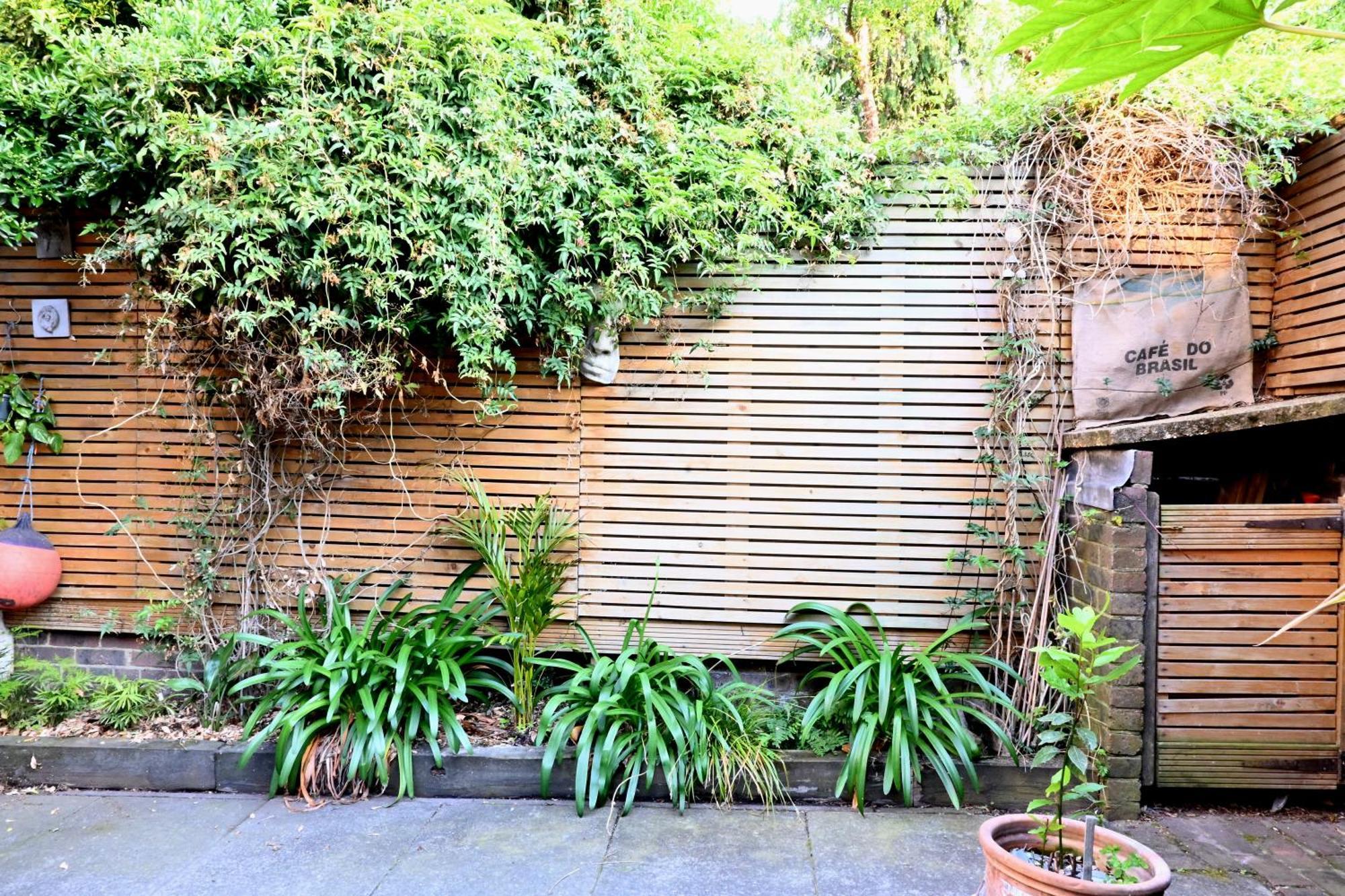 Villa 3-bed House With Amazing Garden Londen