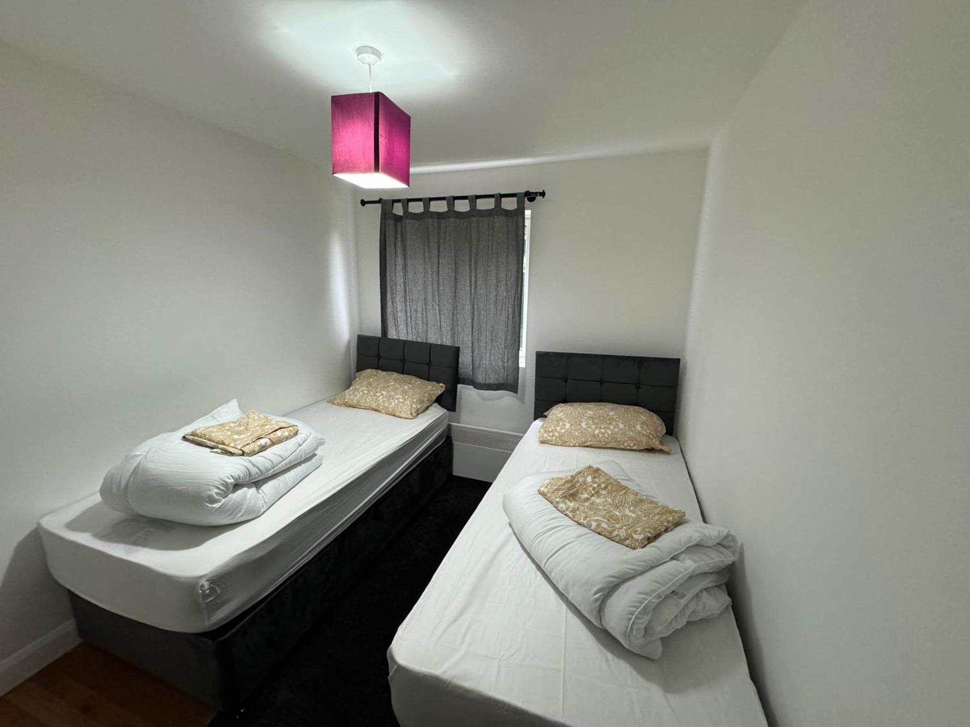 London Apartment *
