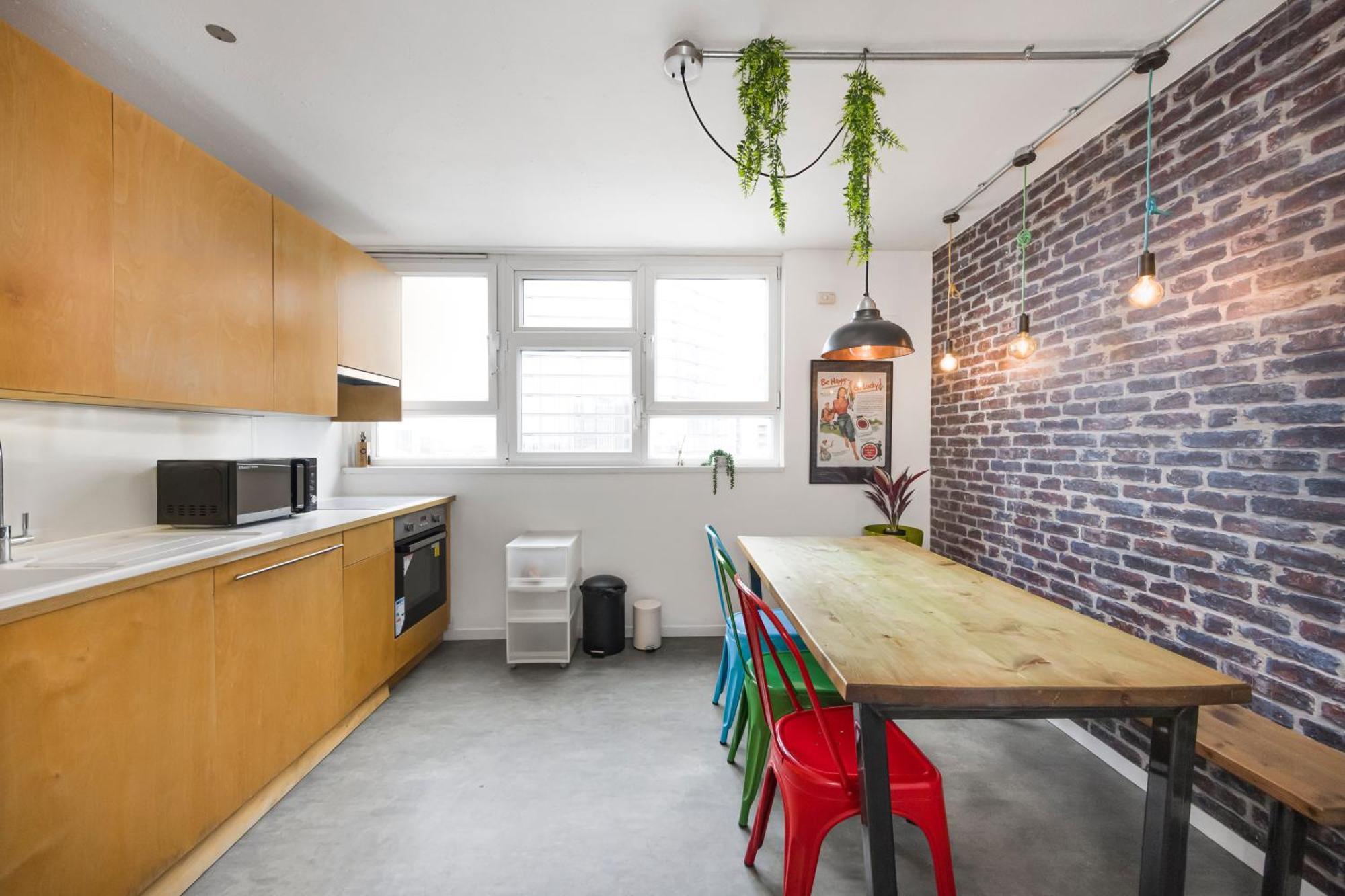 4-bed Flat With Stunning Views Apartment *