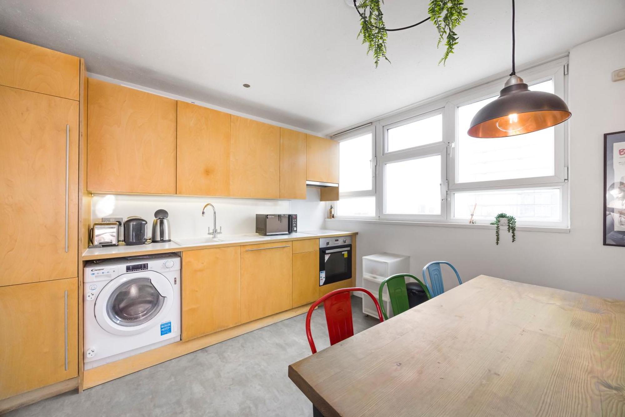 4-bed Flat With Stunning Views Apartment London