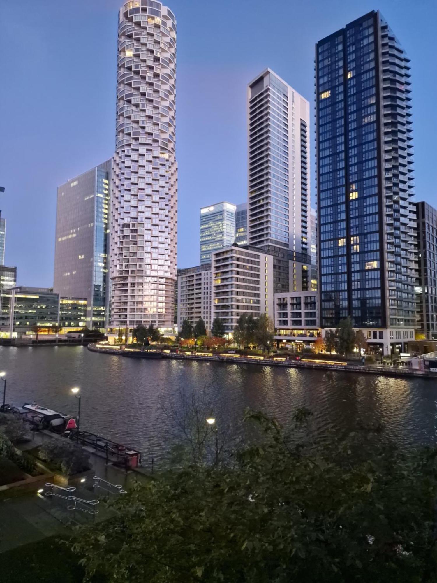 Apartment Aarons Riverview Luxury