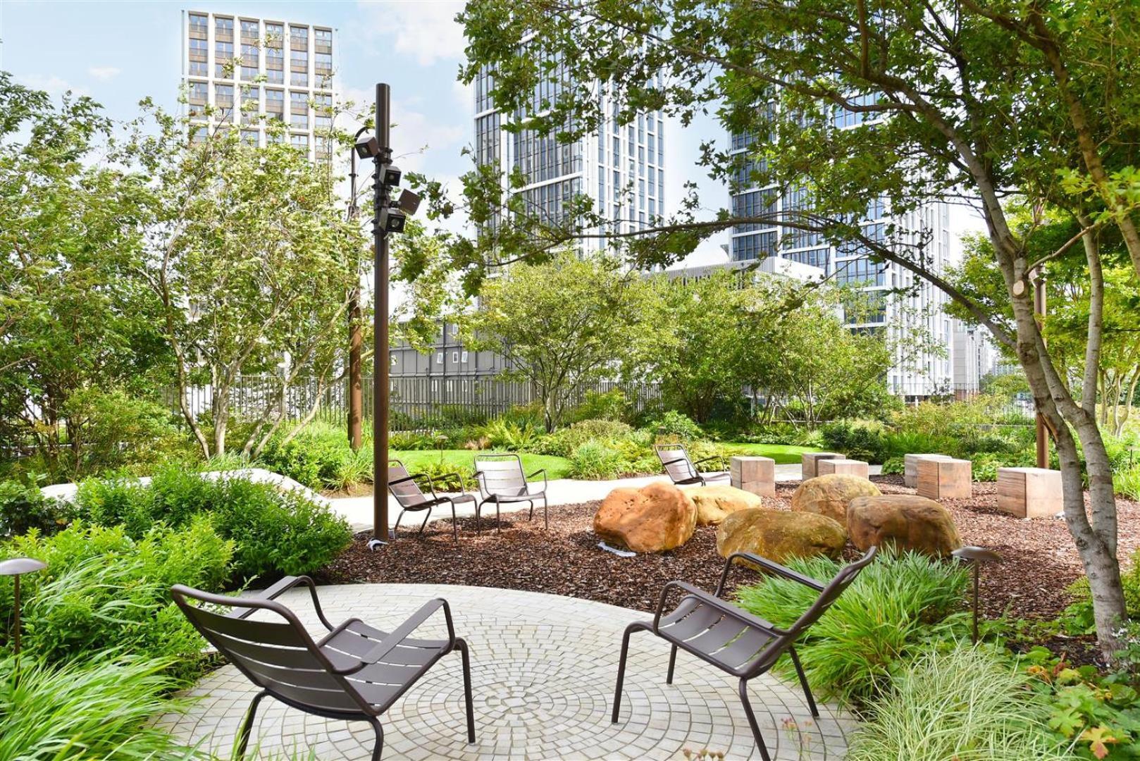 Apartment Battersea Power Station - Winter Garden Balcony & 1gb Wifi - Luxurylondonstays *