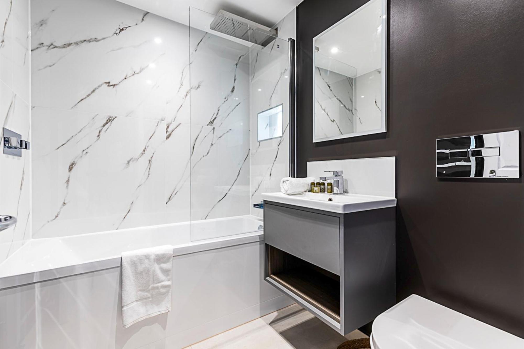 Luxurious 3 Bed Flat With Patio And Garden Leilighet