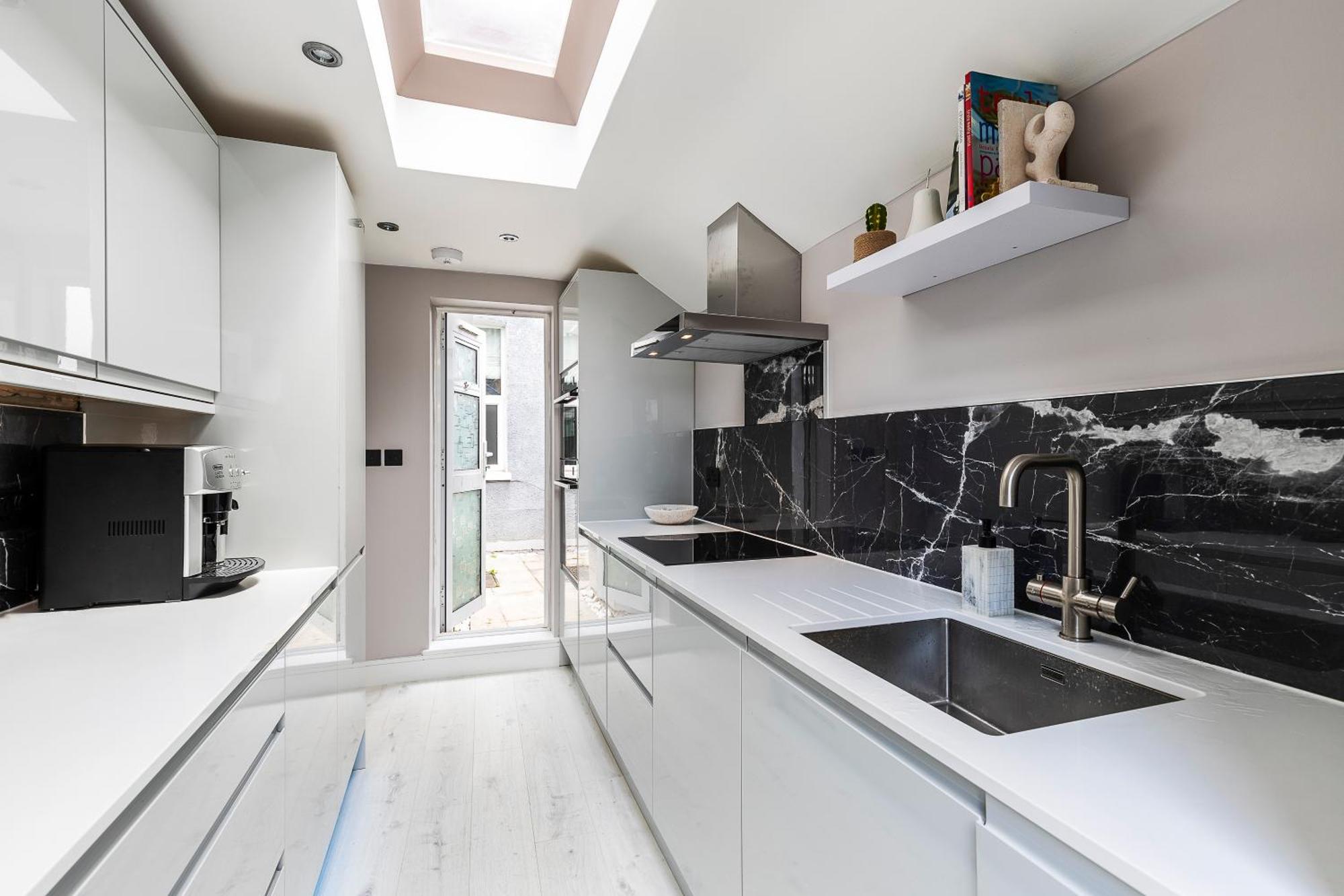 Leilighet Luxurious 3 Bed Flat With Patio And Garden