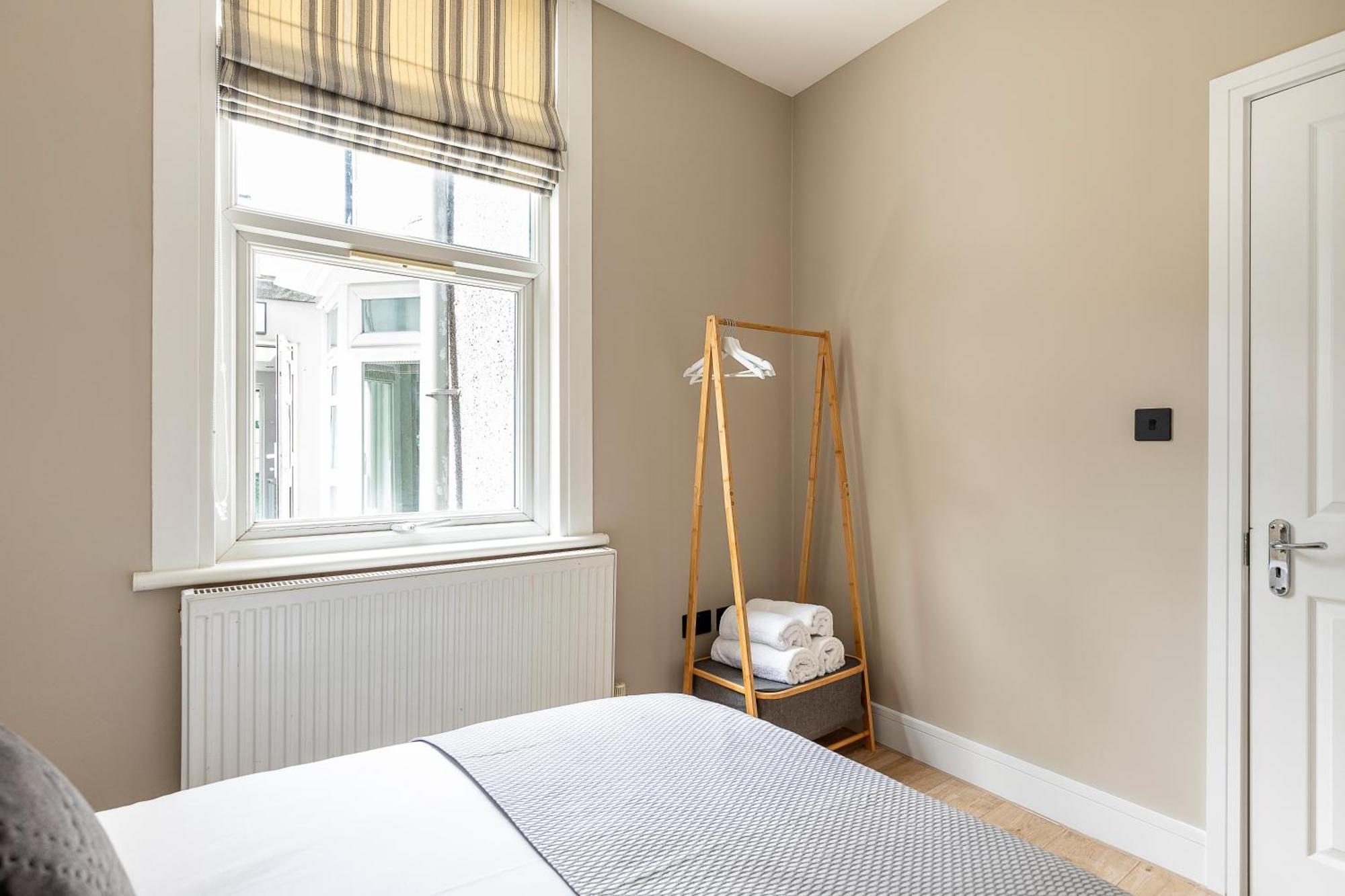 Luxurious 3 Bed Flat With Patio And Garden Leilighet *