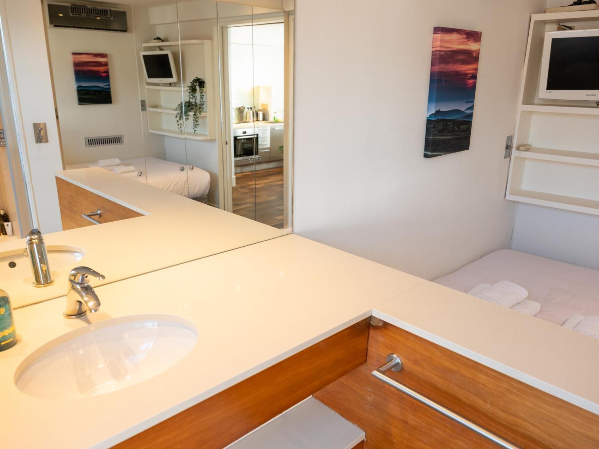 Apartment Pass The Keys - Hideaway In The Notting Hill Set