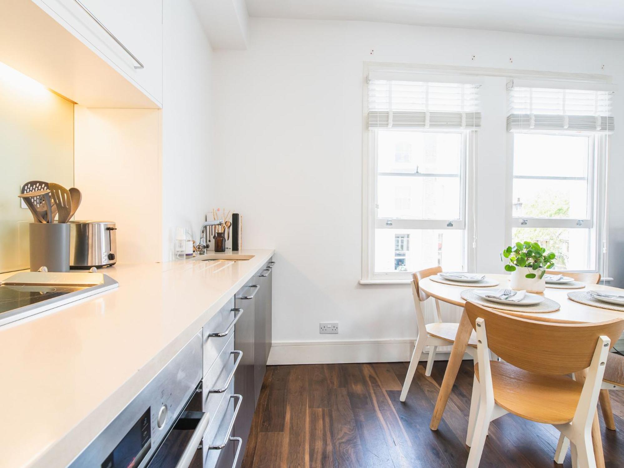 Appartement Pass The Keys Hidden Gem Overlooking Movie Set *