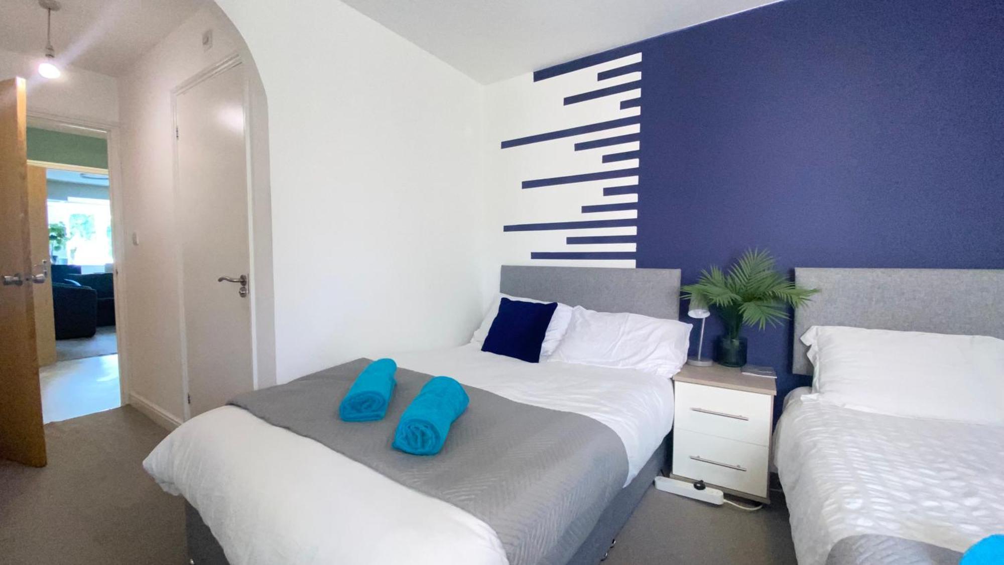 Family-friendly 2-bed, 2-bath Xmas - Book Now! Leilighet *