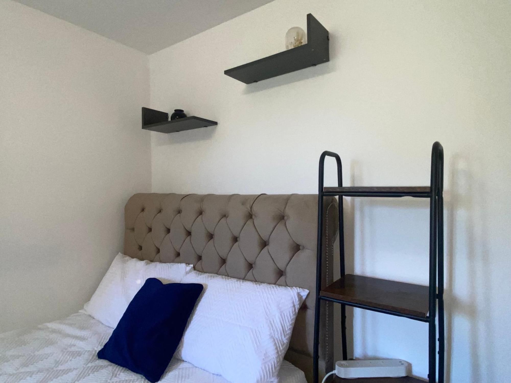 Family-friendly 2-bed, 2-bath Xmas - Book Now!