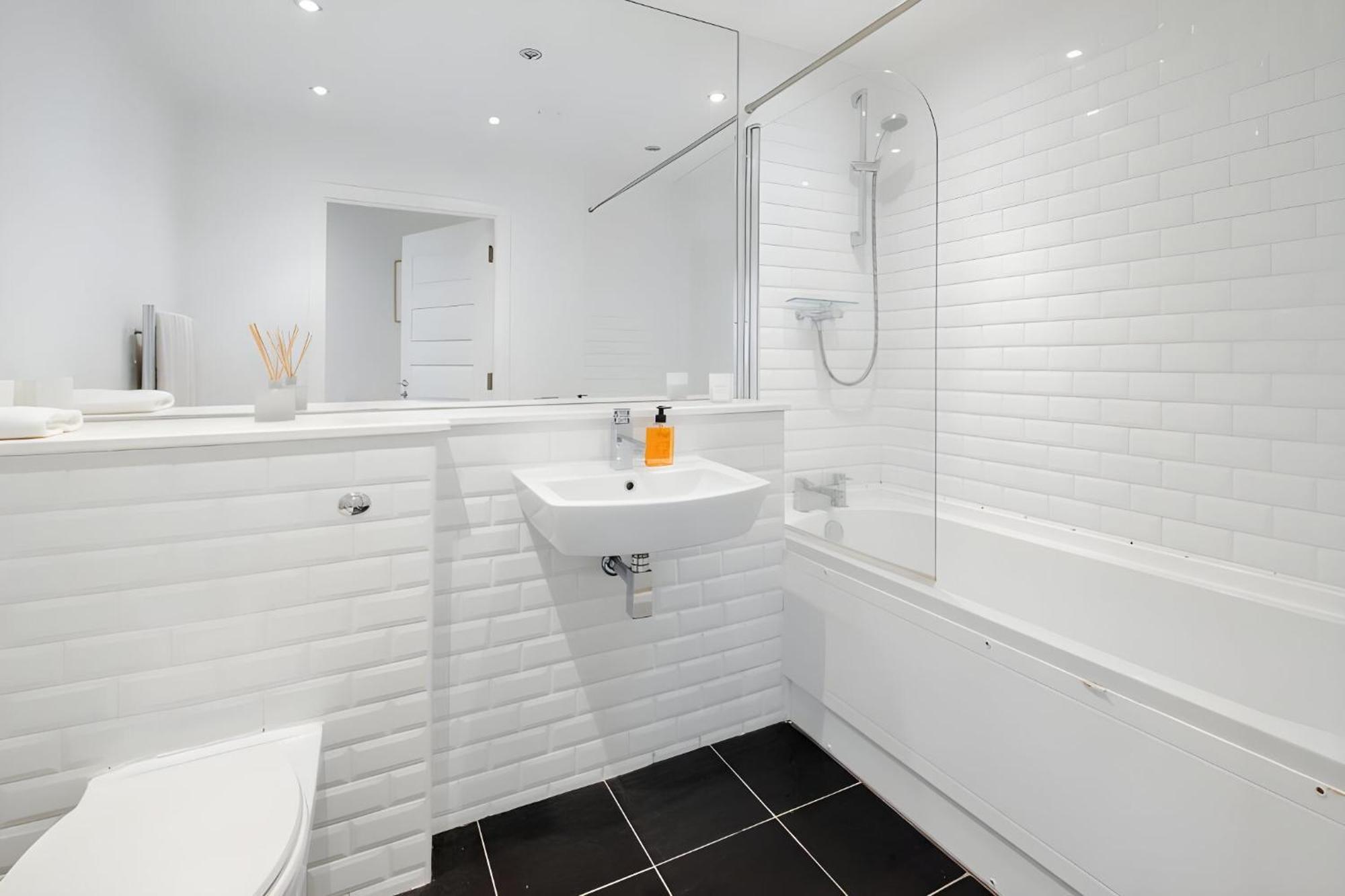 Spitalfields Sanctuary 2 Bed 2 Bath 100sqm Aprt * Londres
