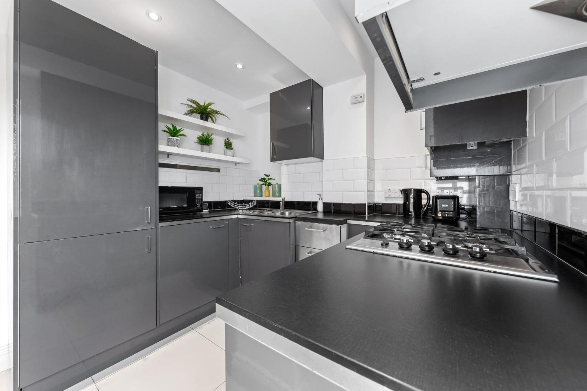 Two Bedroom Serviced - Nine Elms Luxury - Vauxhall & Westminster Leilighet