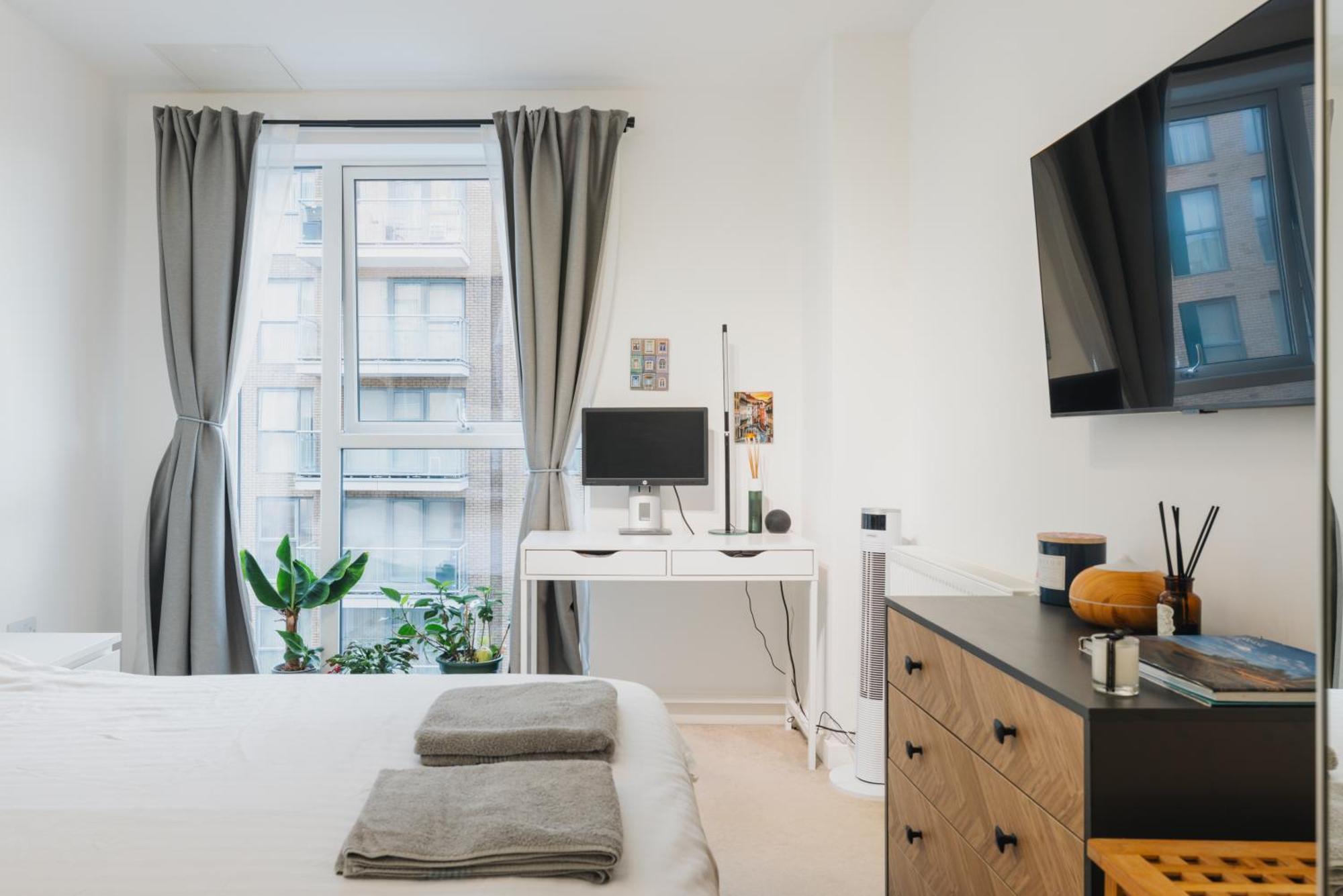 Brixton Village Flat- Private En-suite Double Bedroom Privatunterkunft *