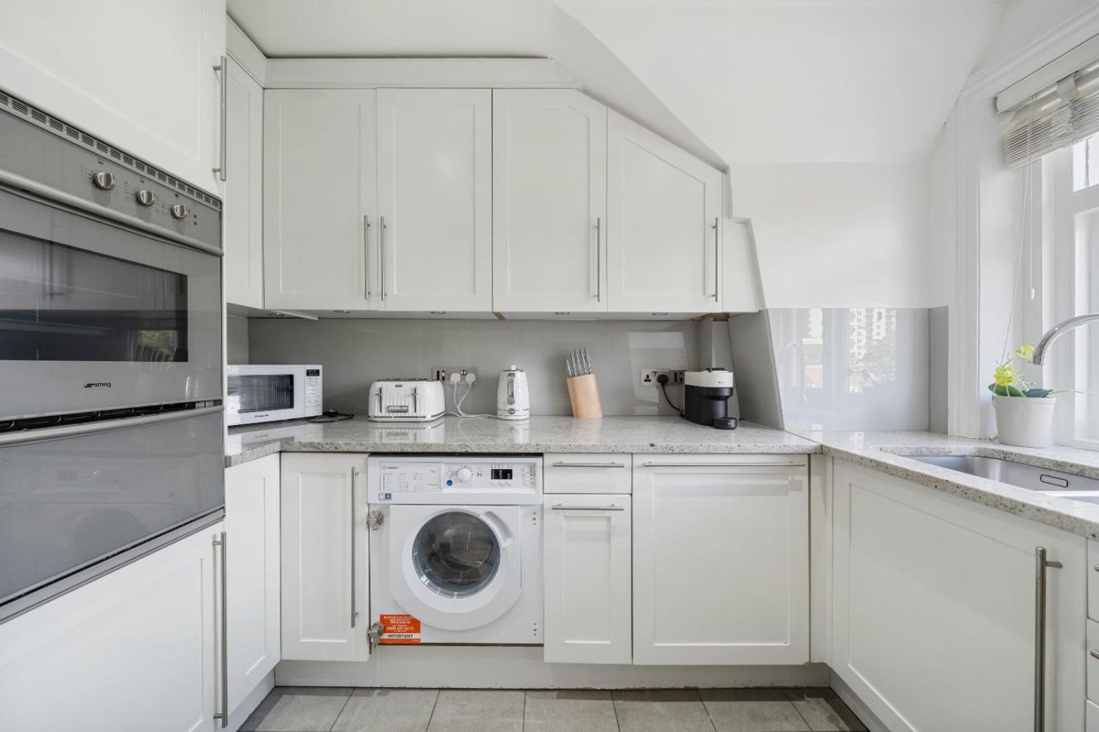Knightsbridge - Hans Place Apartment