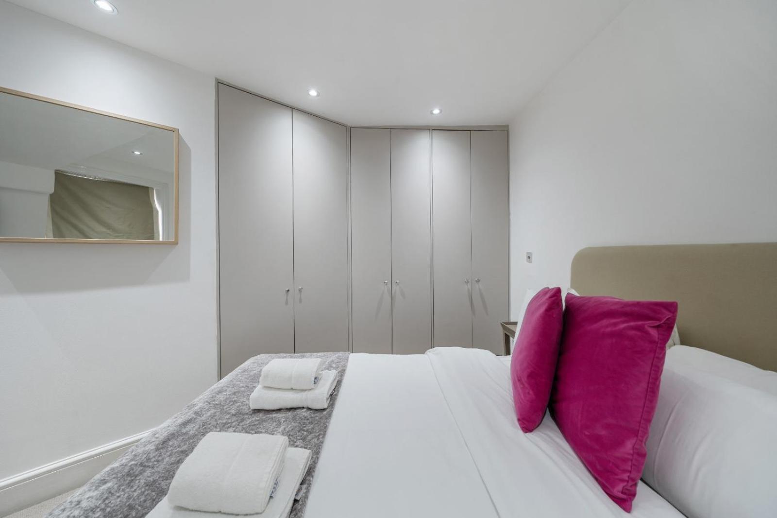 Knightsbridge - Hans Place Apartment