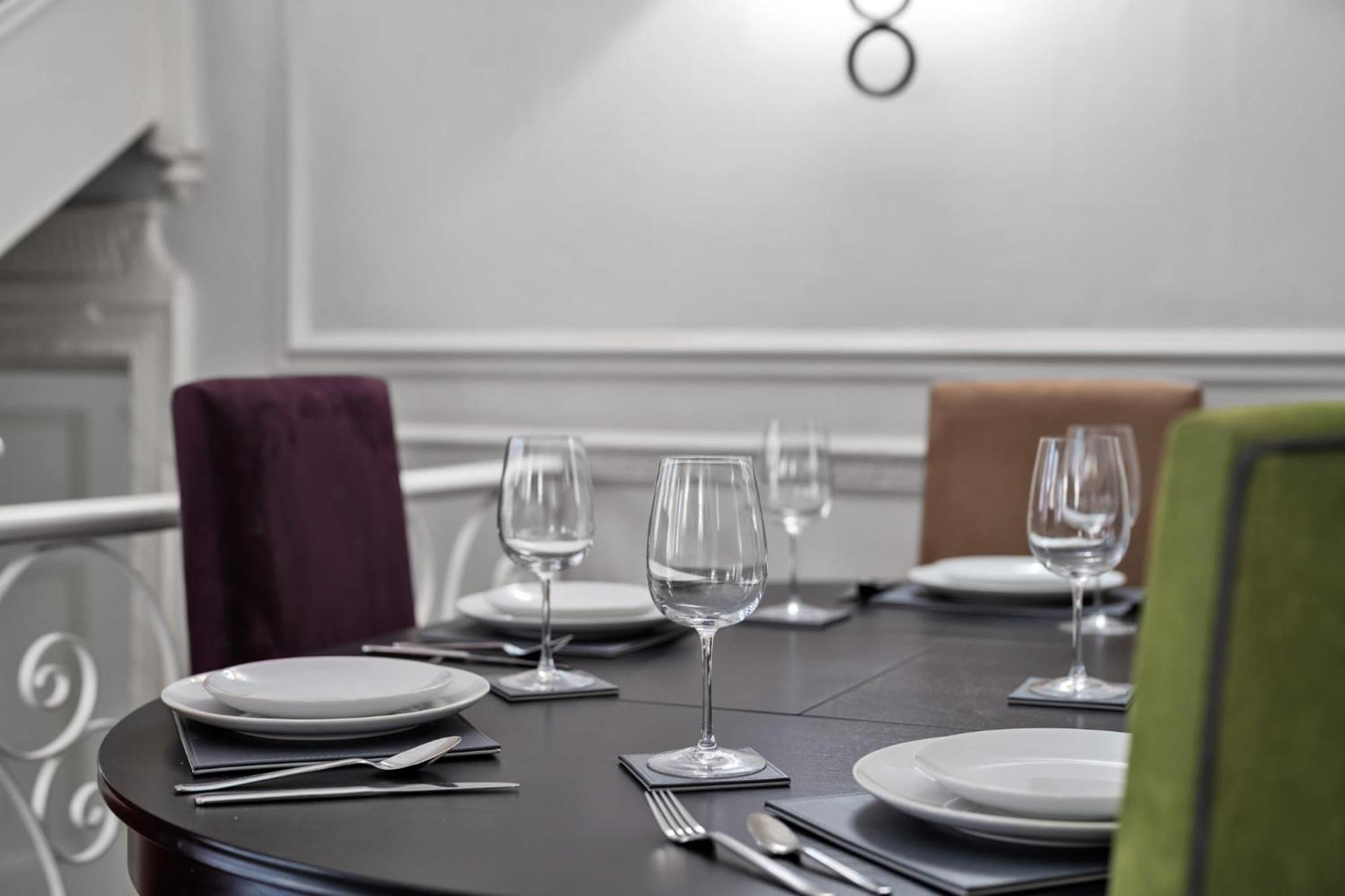 Knightsbridge - Hans Place Apartment London