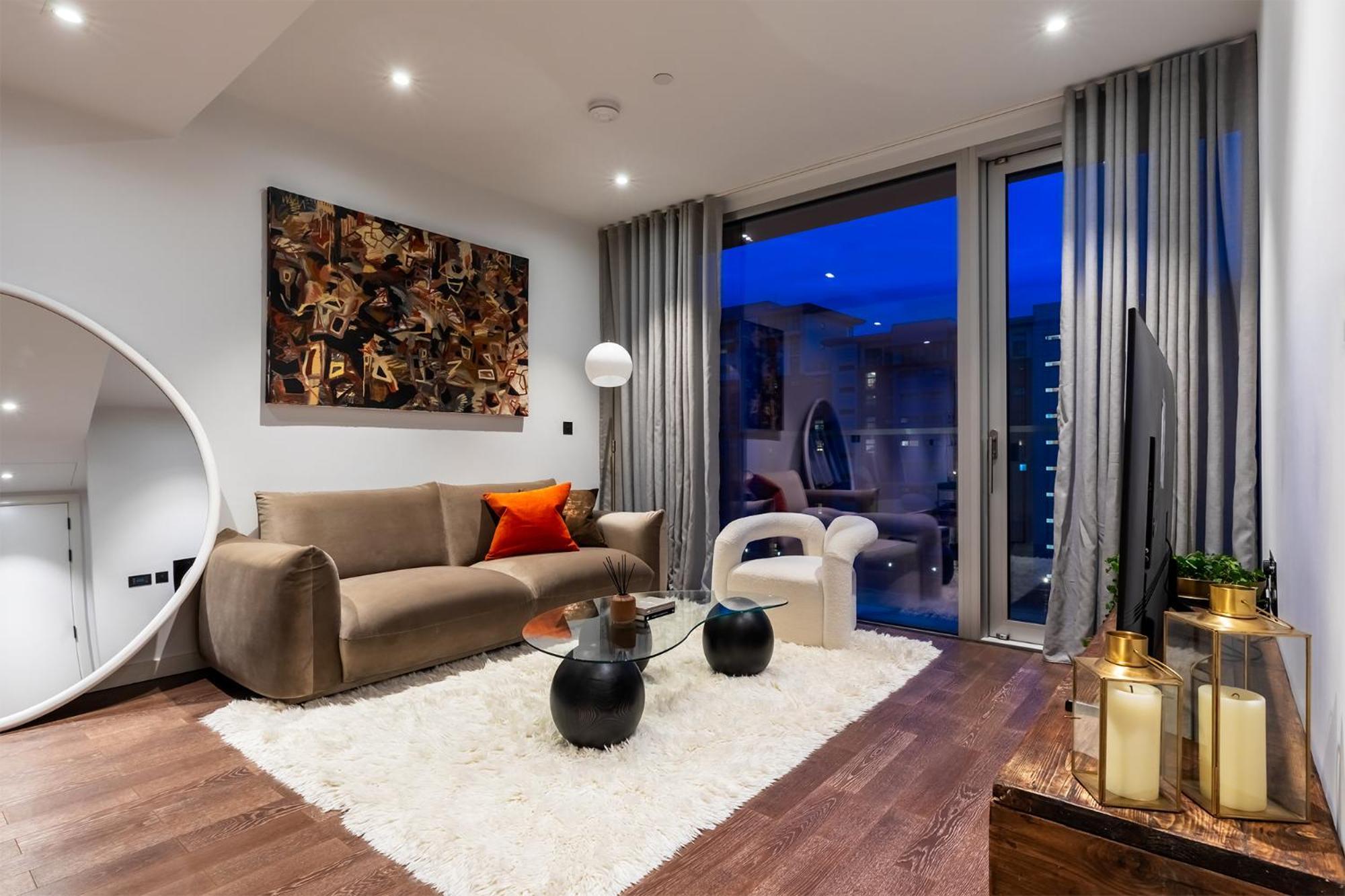Apartment Luxurious Haven In Iconic Battersea Power Station *