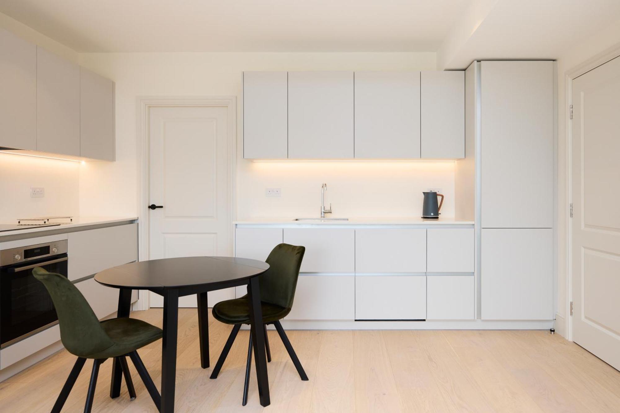 The East Mile Hideaway - Bright 1bdr Flat Apartment *