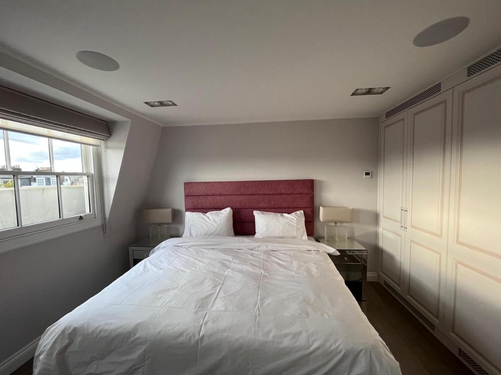 Lovely 6 Bedroom House Villa