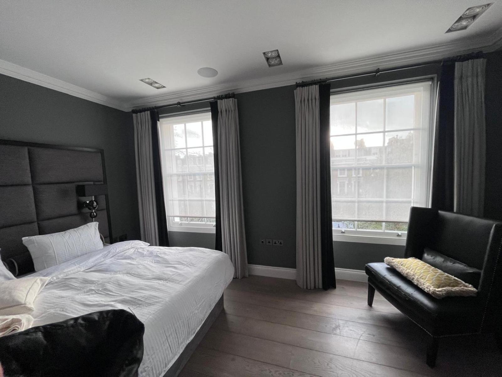 Lovely 6 Bedroom House London