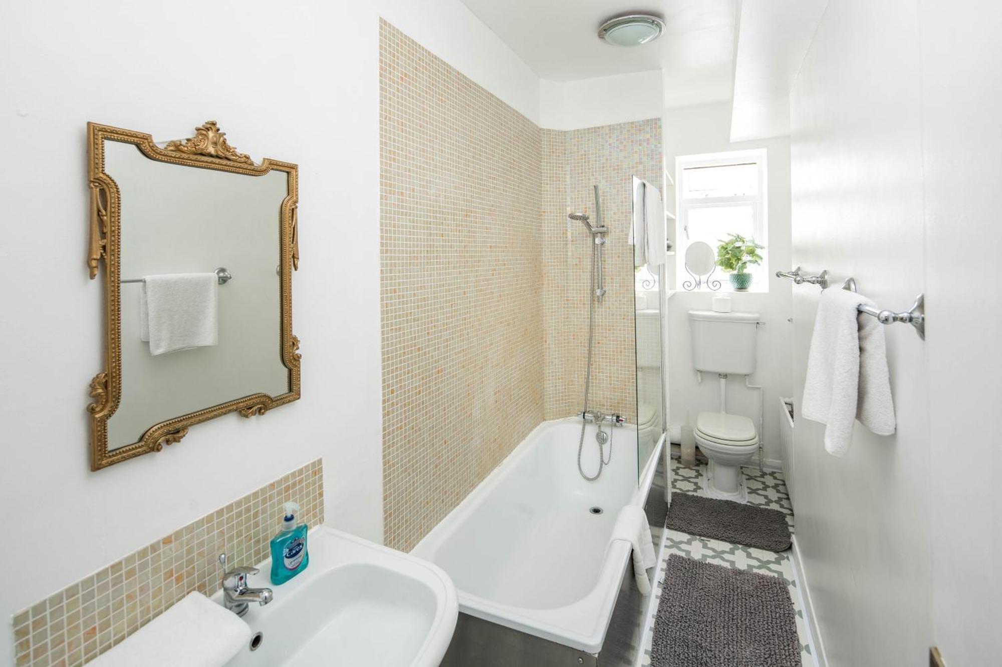 New Sleek 2bd Flat Oxford Street-soho-fitzrovia London