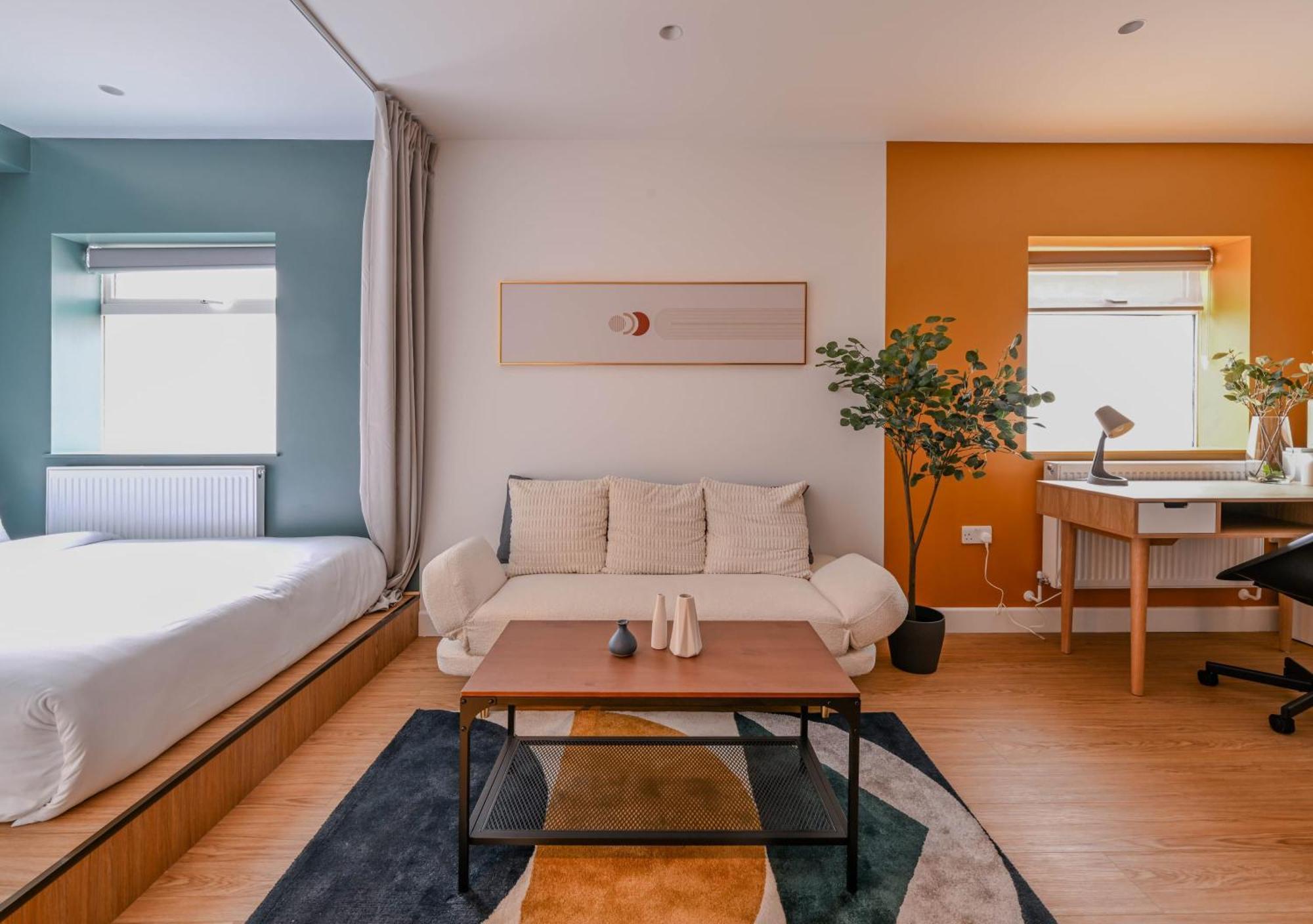 Funky Close To Angel Station And Regent Canal * London