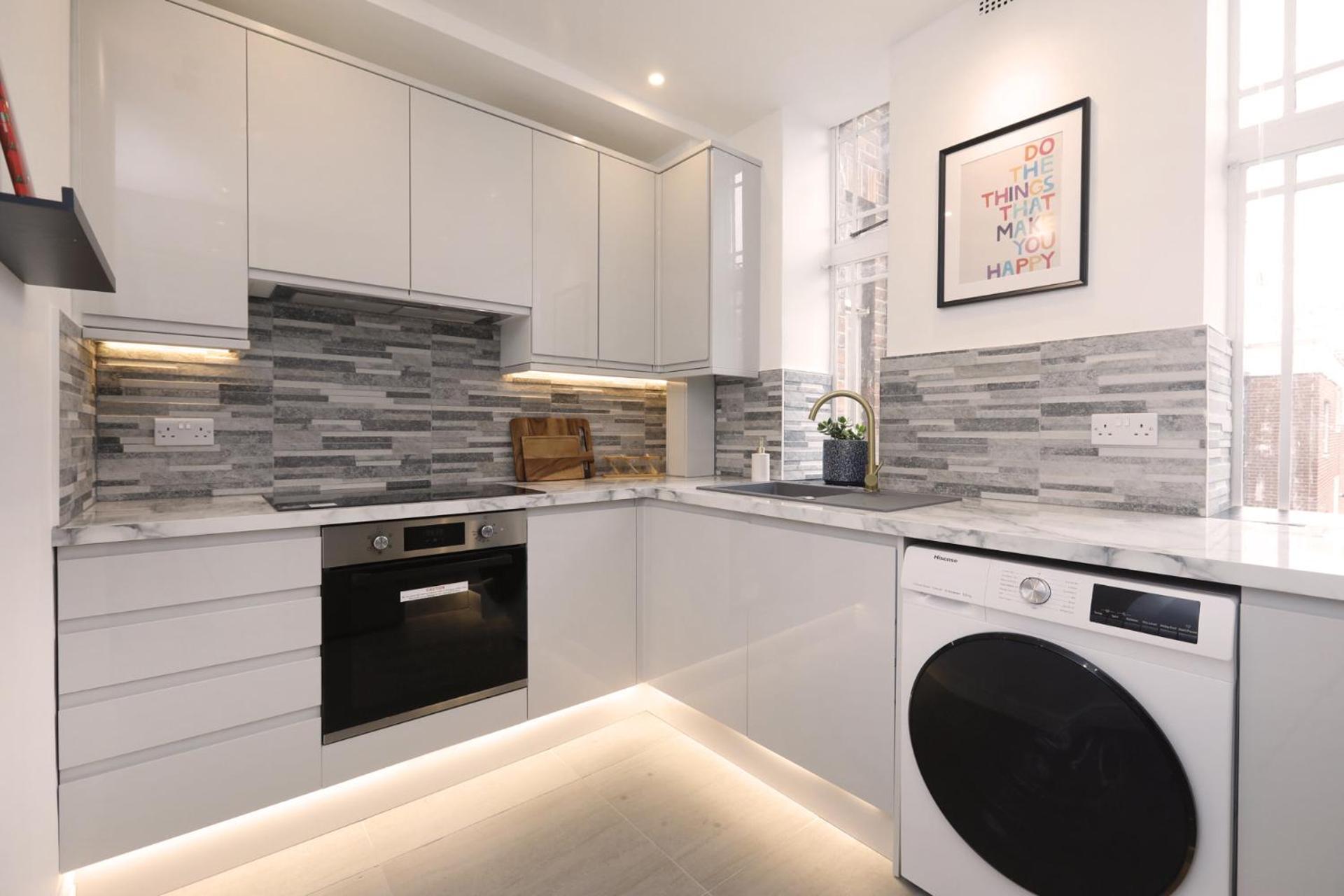 Lux 3 Bedrooms 4 Bathrooms Notting Hill Apartment London