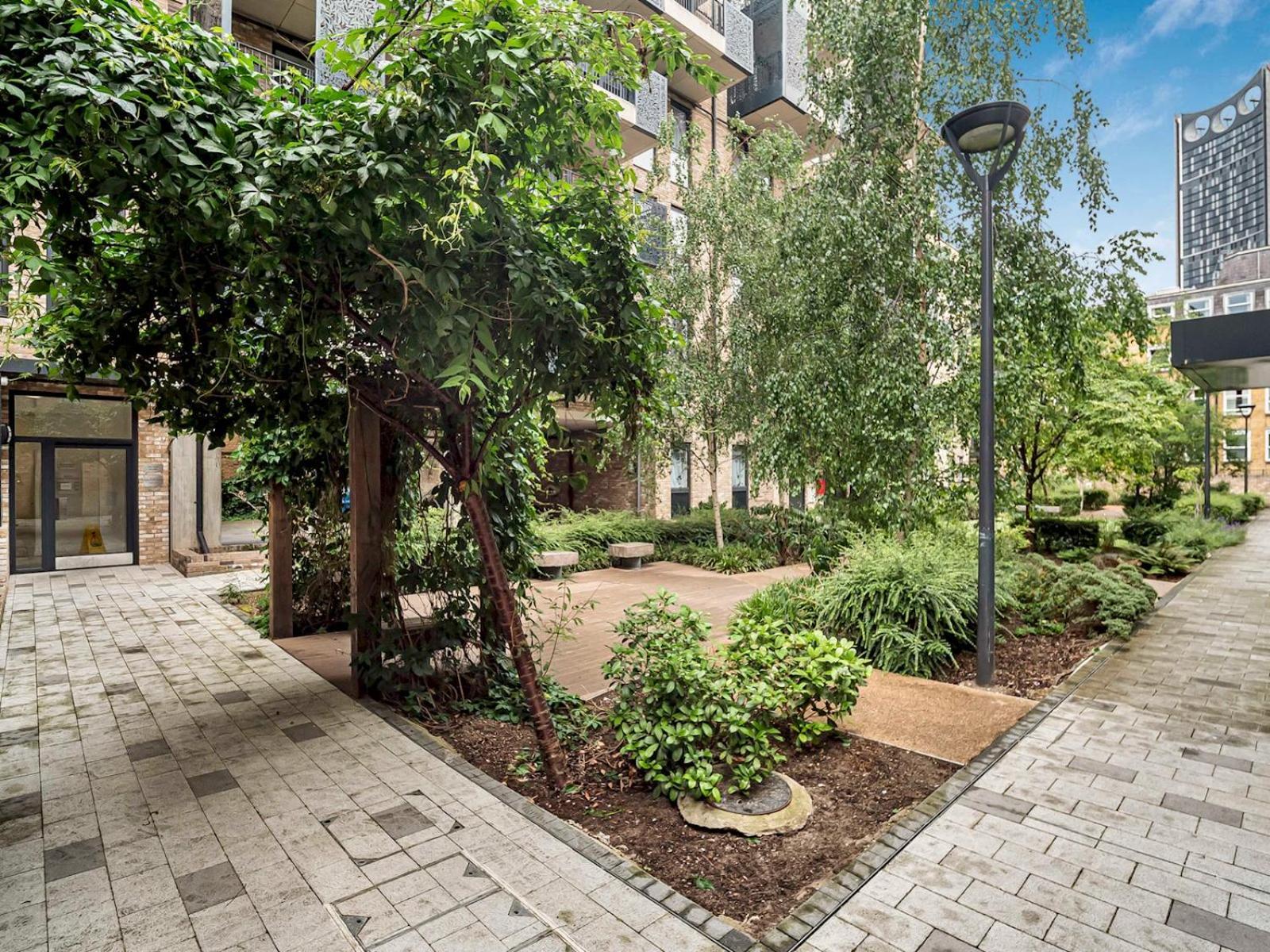Modern Flat With Balcony Pass The Keys Apartment