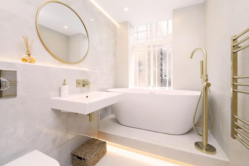 Lux 3 Bedrooms 4 Bathrooms Notting Hill * London