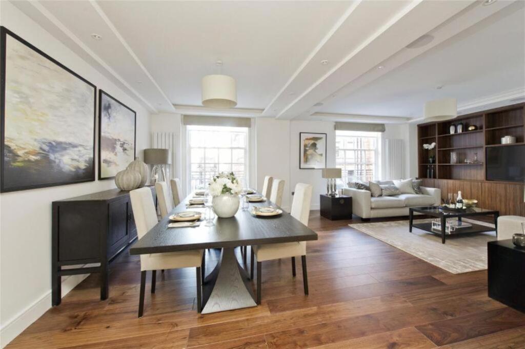 Ultimate 220 Sqm Luxury Townhouse By Mayfair Ferienhaus