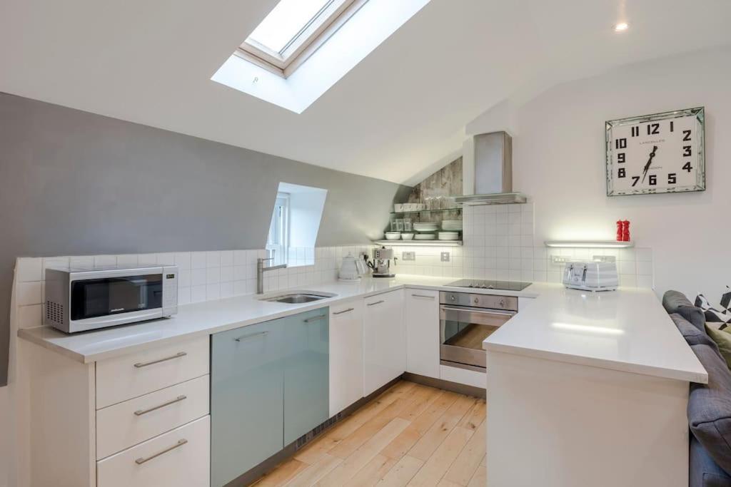 Kings Cross Two Bedroom Penthouse * London