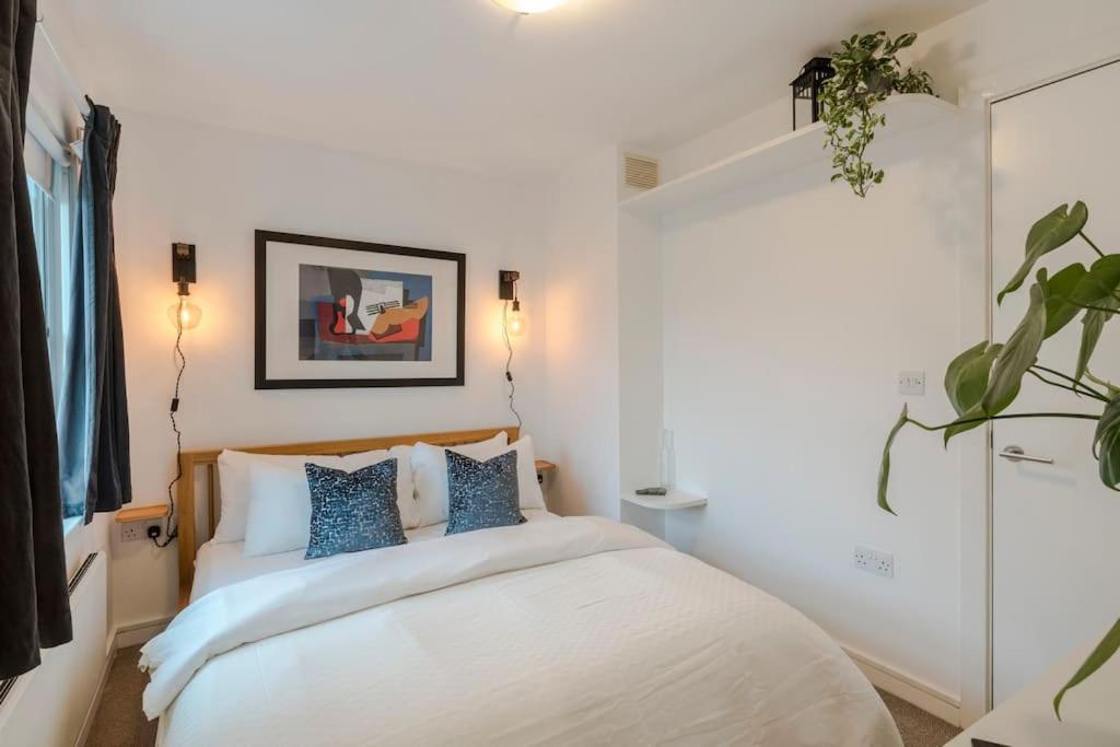 Apartment Kings Cross Two Bedroom Penthouse *