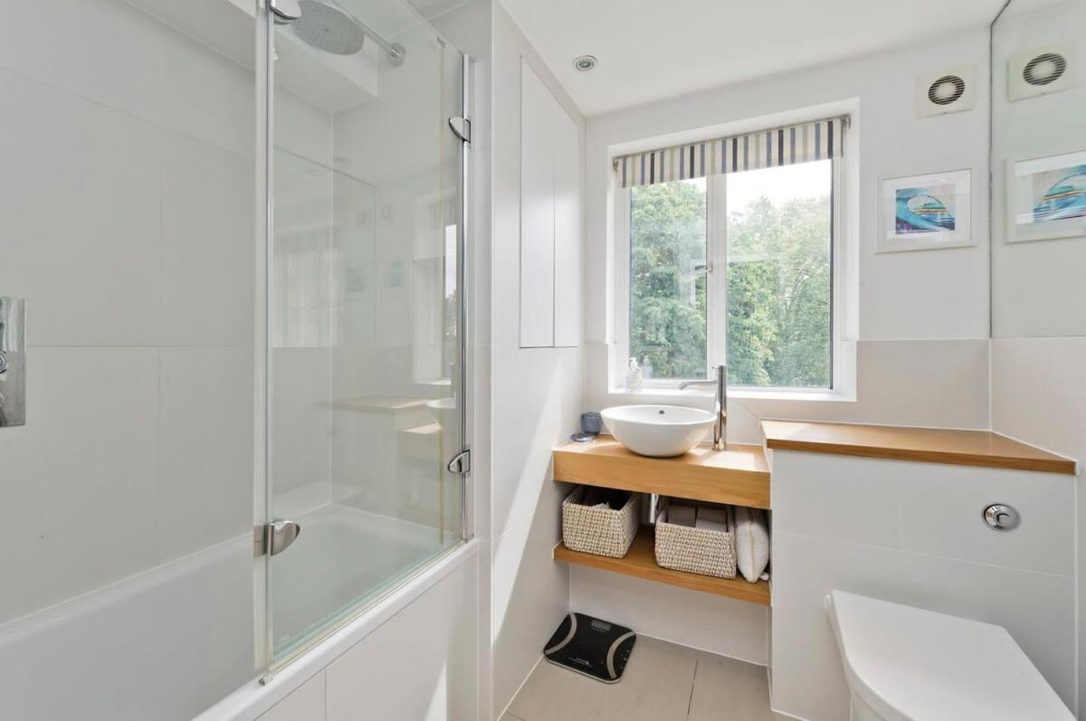 Apartment Leafy Earls Court 3 Bed Flat *