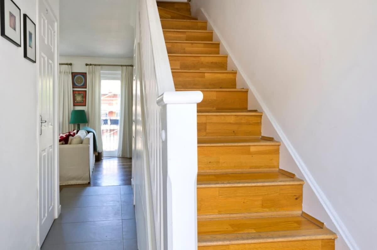 Leafy Earls Court 3 Bed Flat