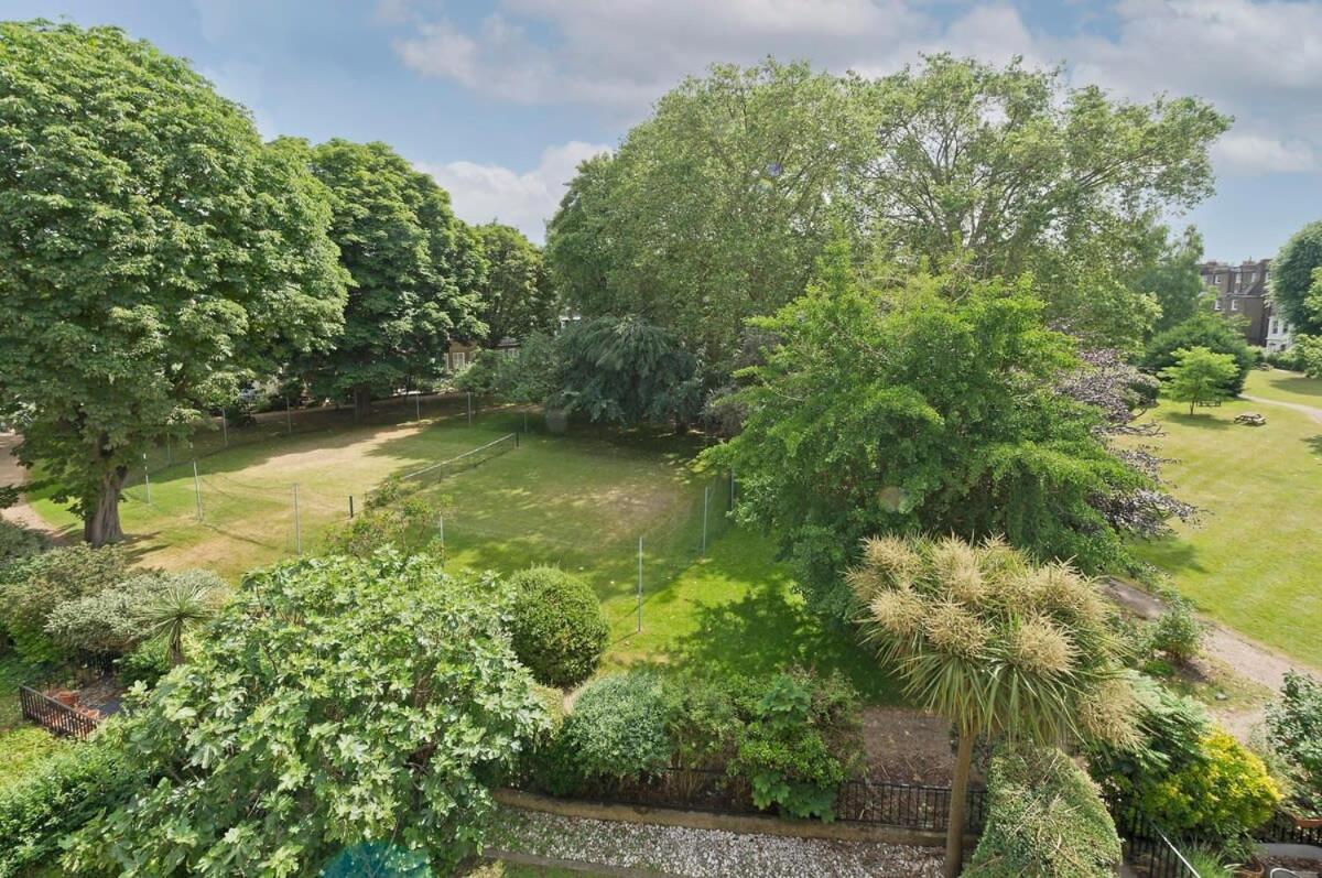 Apartment Leafy Earls Court 3 Bed Flat *