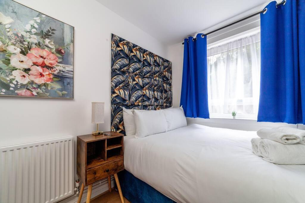 Lux 3-bed With Patio In