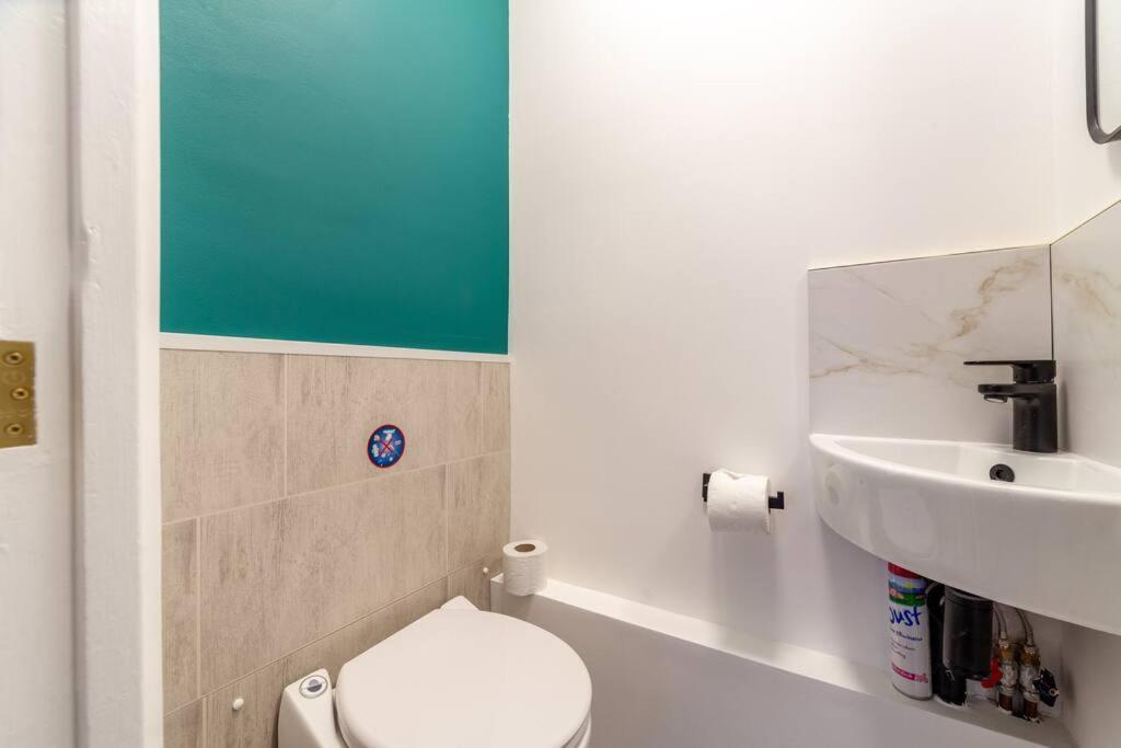Lux 3-bed With Patio In *