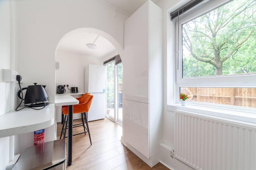 Apartment Lux 3-bed With Patio In